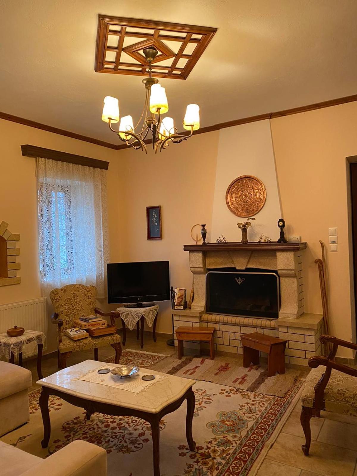 Comfortable Apartment in Village Saint Minas view 5