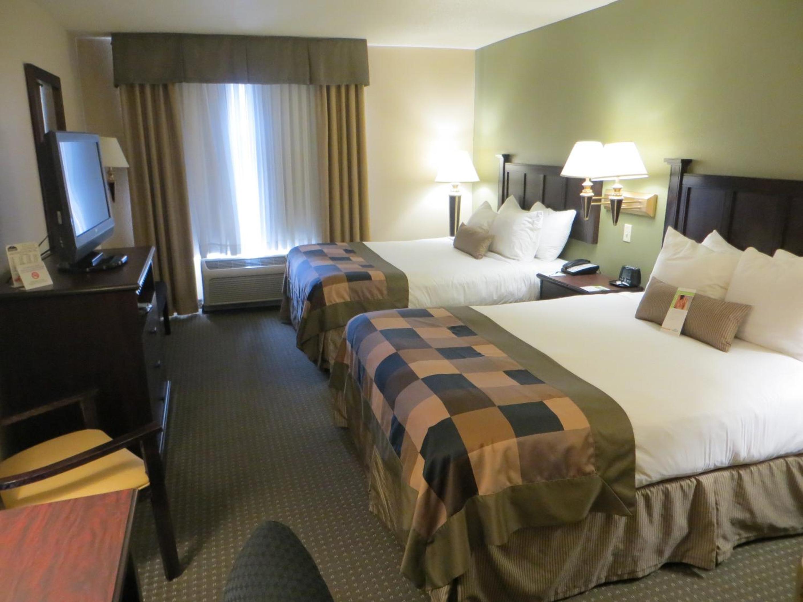 Wingate by Wyndham Peoria - Complimentary Area Shuttle view 5