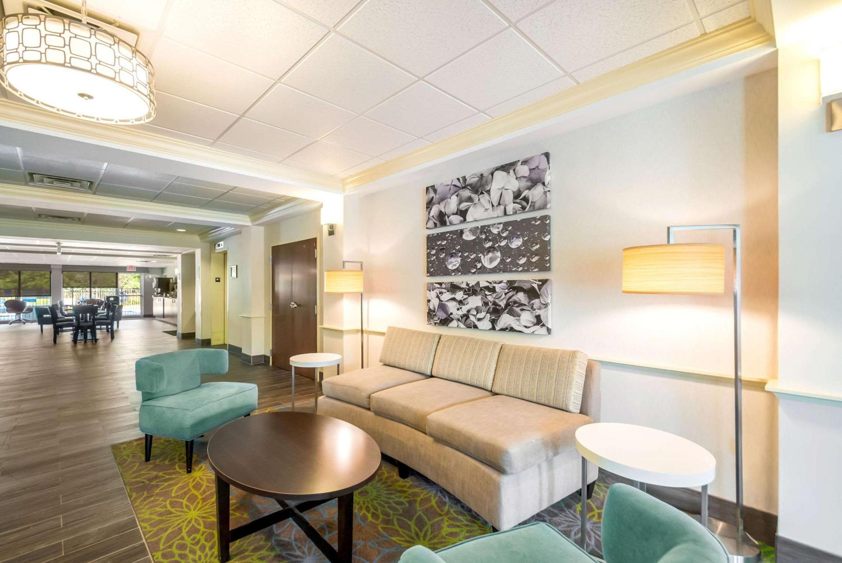 Dover Vacations - Sleep Inn  Suites - Property Image 1
