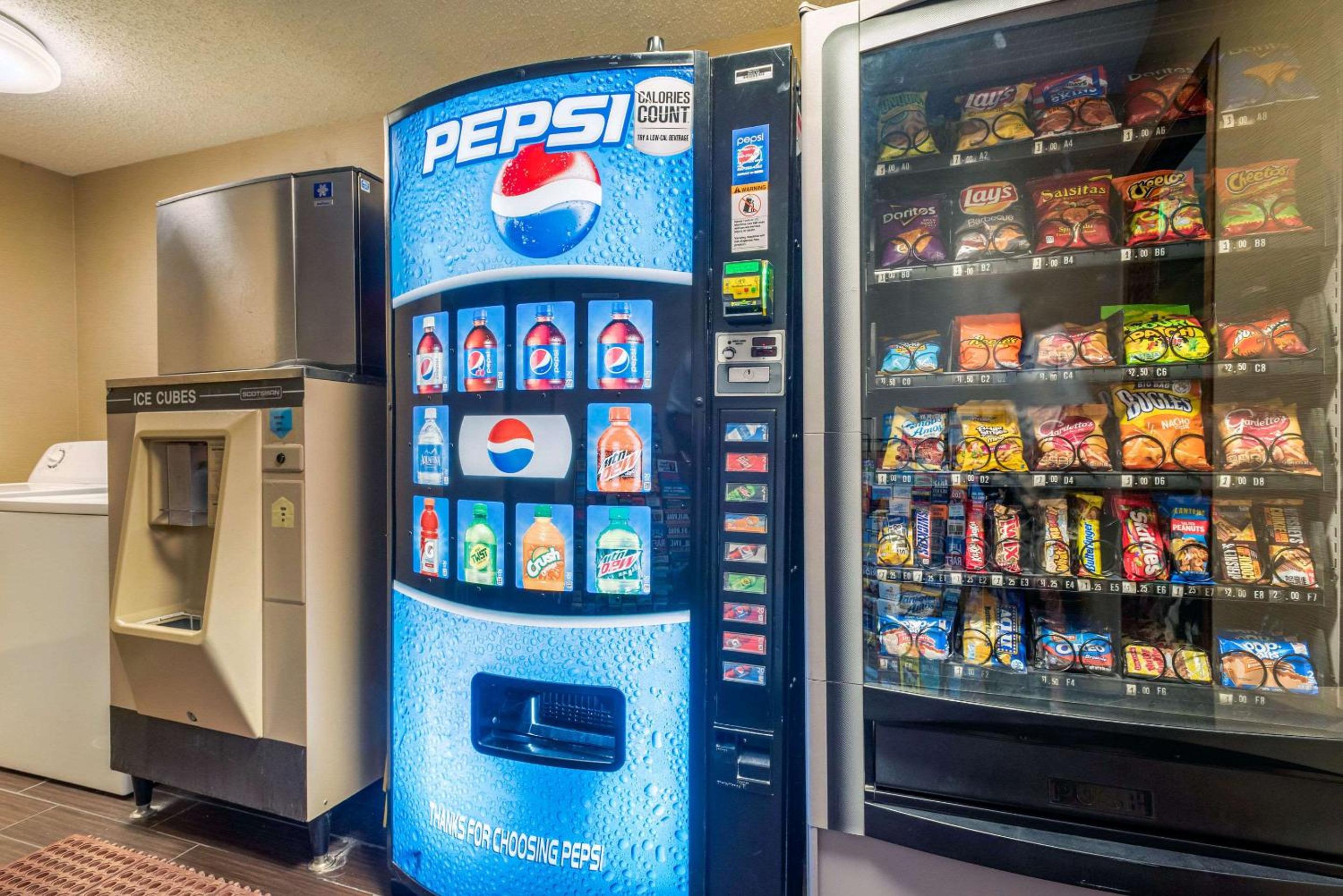 Pueblo Vacations - Quality Inn I-25 - Property Image 3