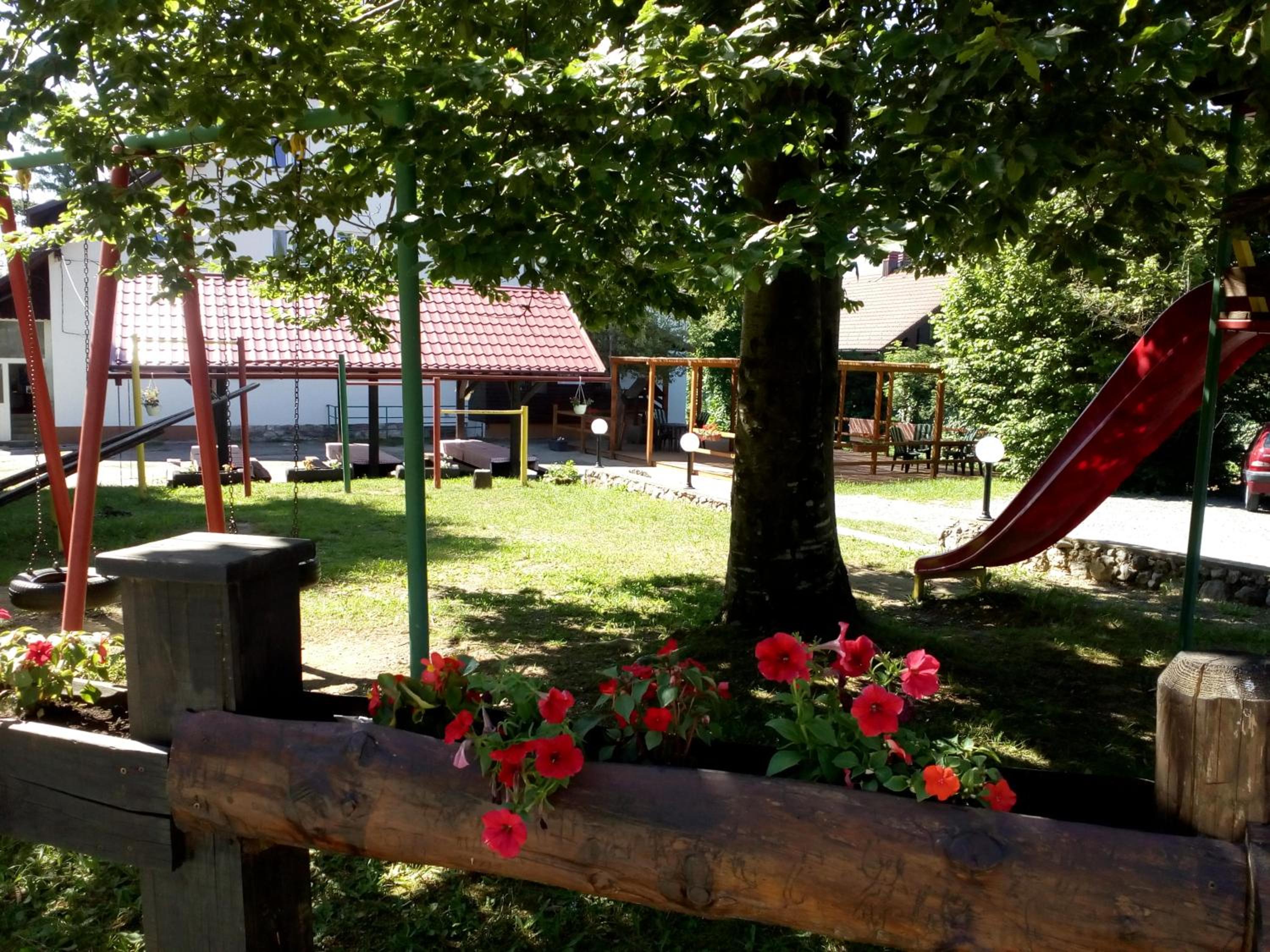 Guesthouse Arnika view 2