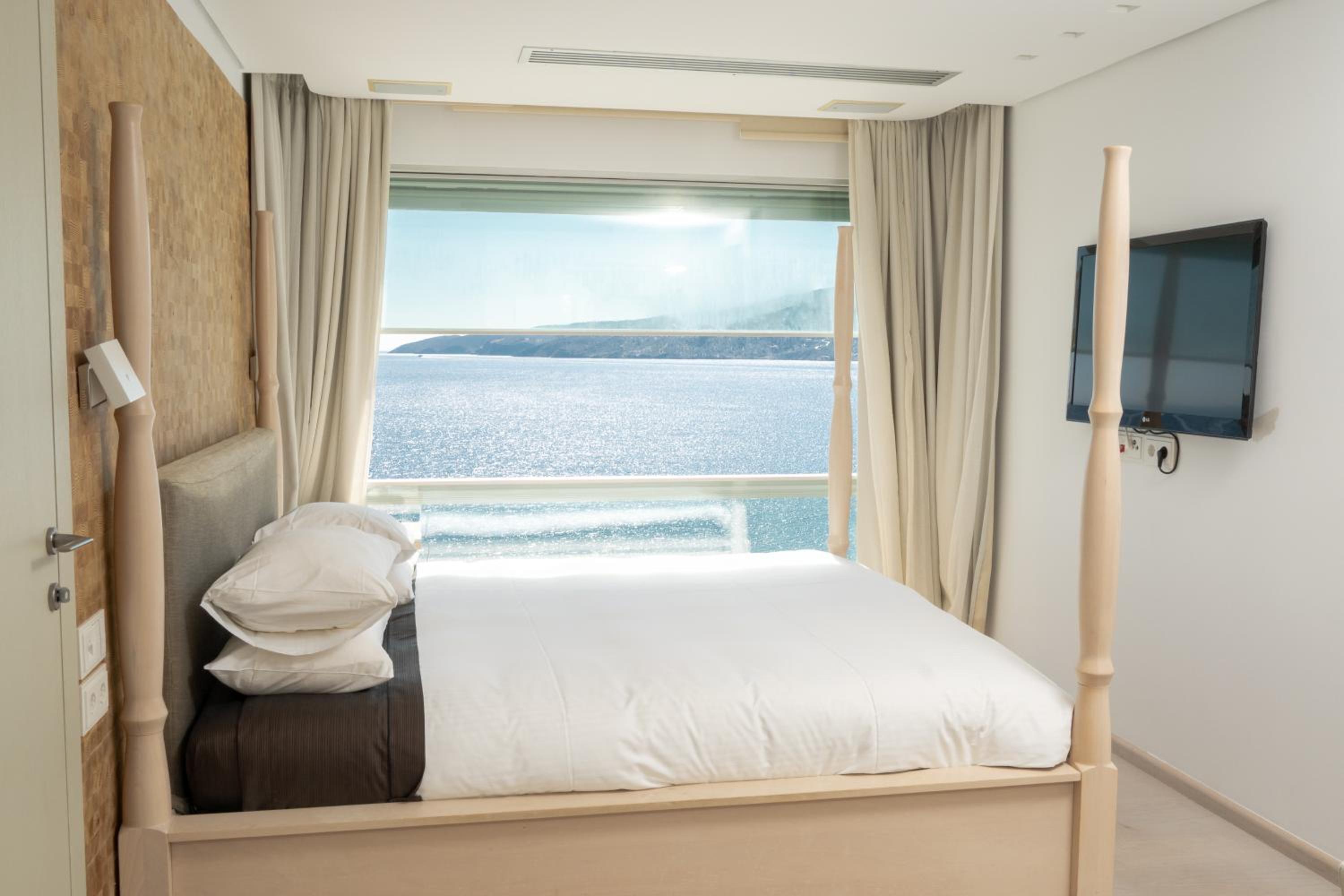 Sirene Blue Luxury Beach Resort view 5