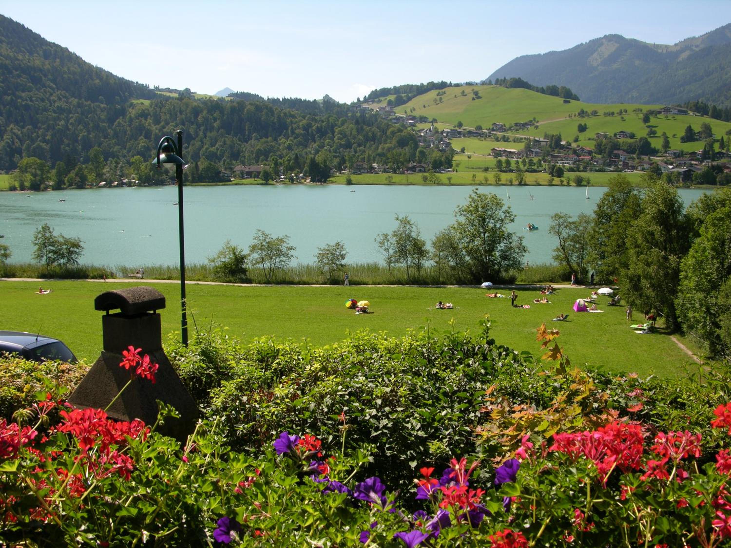 Haus Seeblick am See