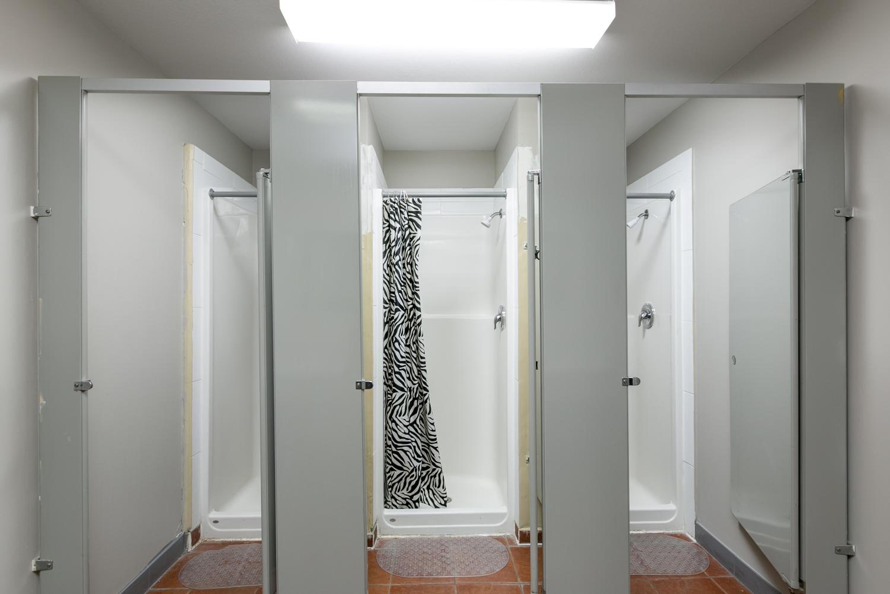 HI Kelowna Hostel