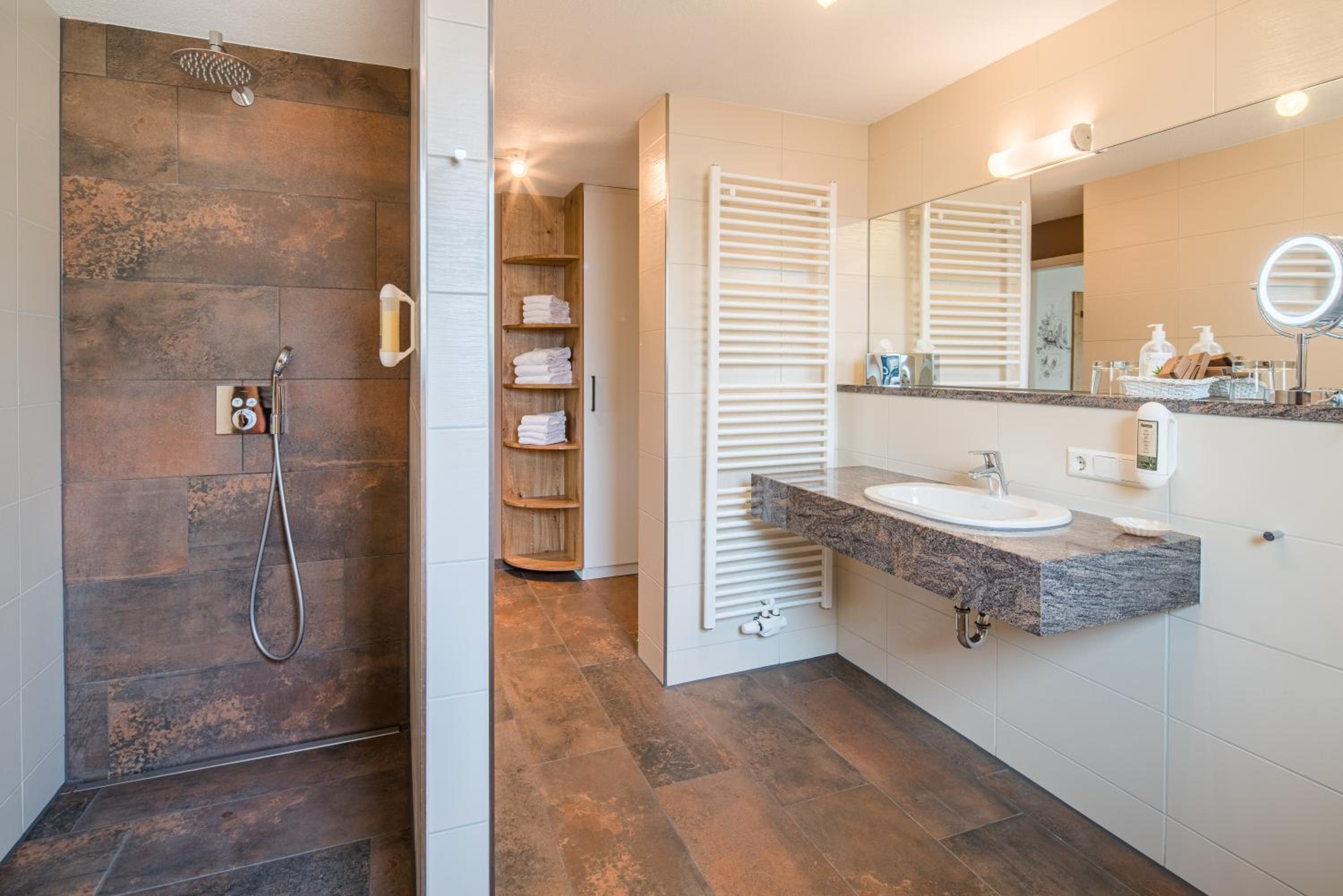 Hotel Hofgut Tiergarten - Property Image 37