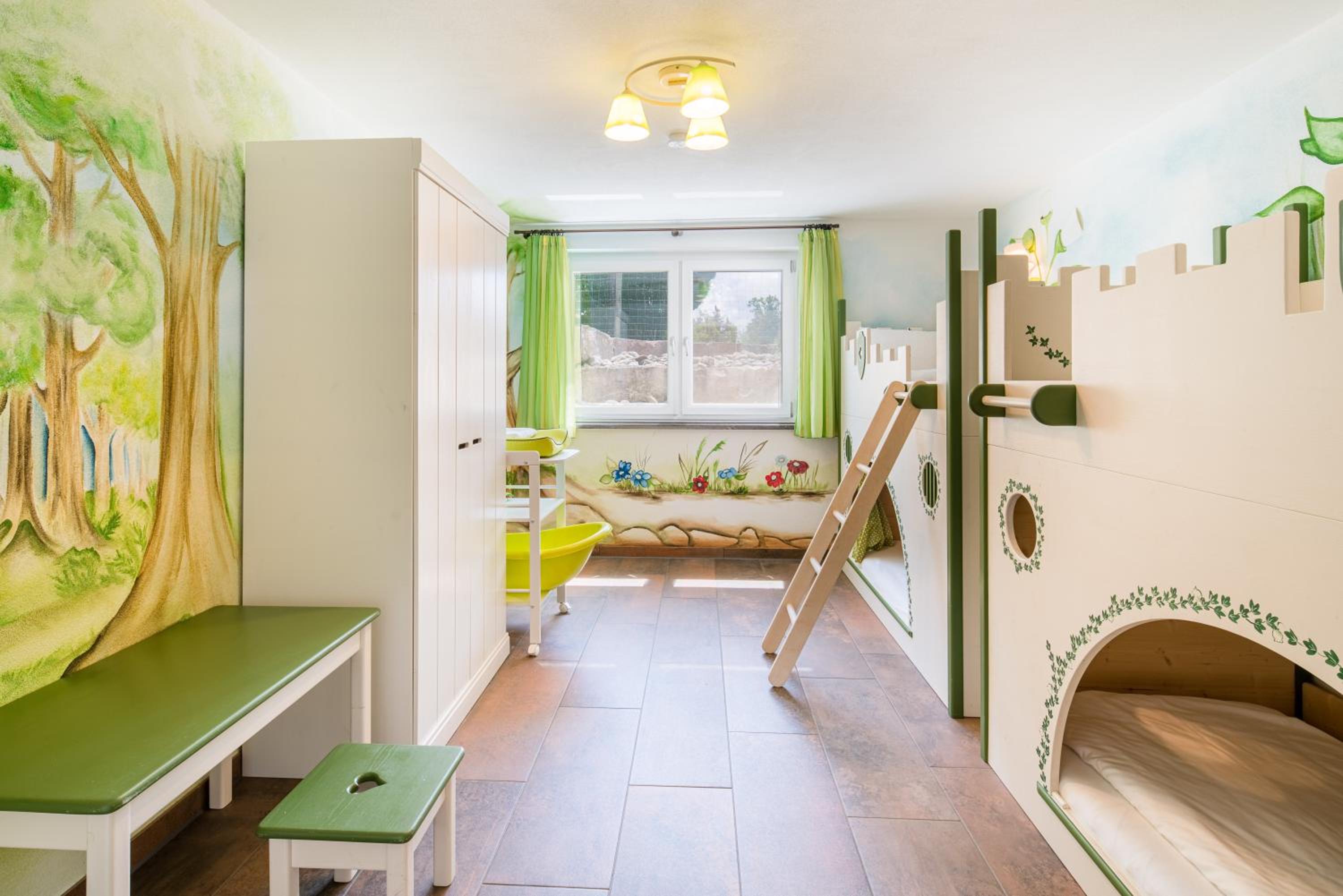 Hotel Hofgut Tiergarten - Property Image 36