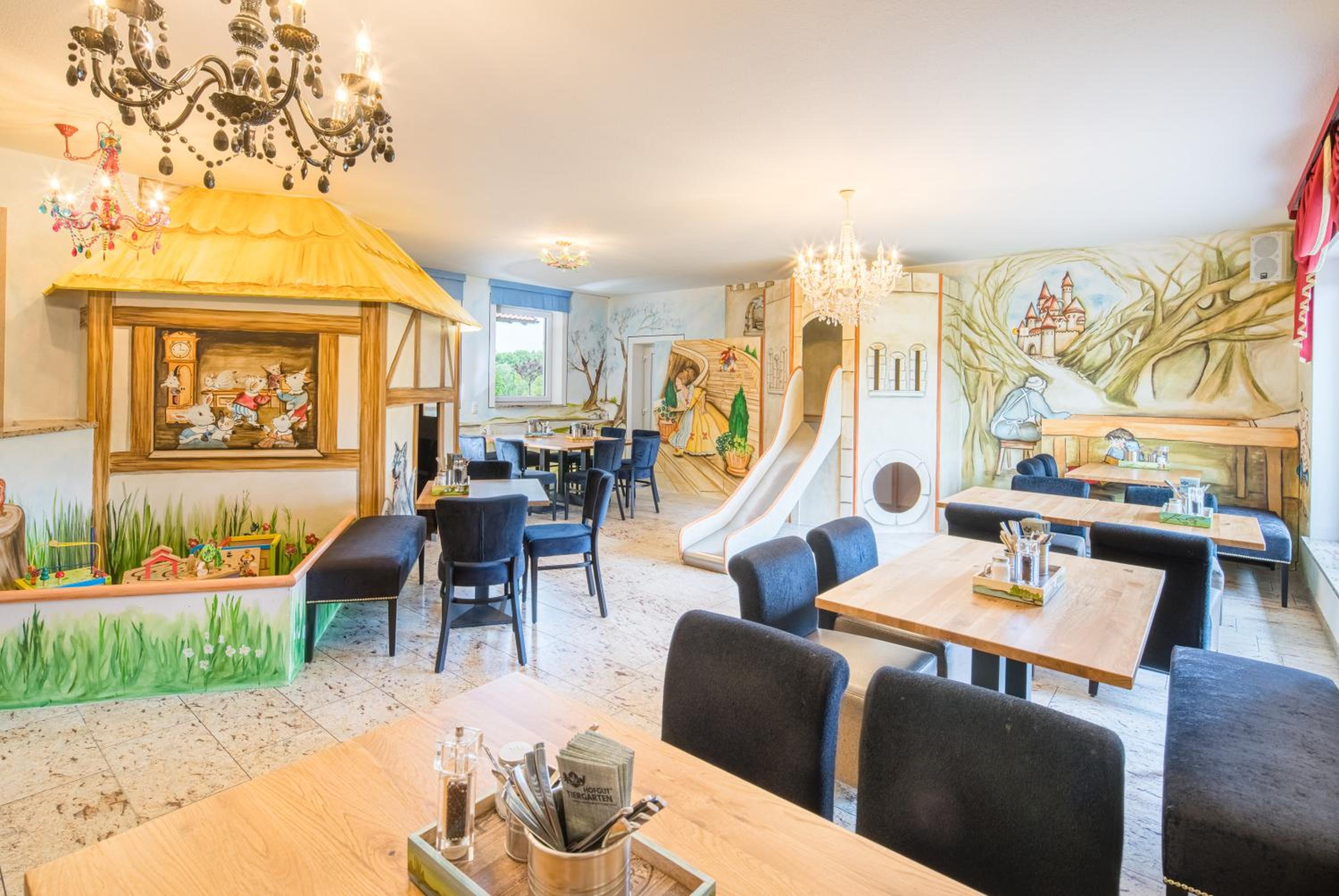 Hotel Hofgut Tiergarten - Property Image 25