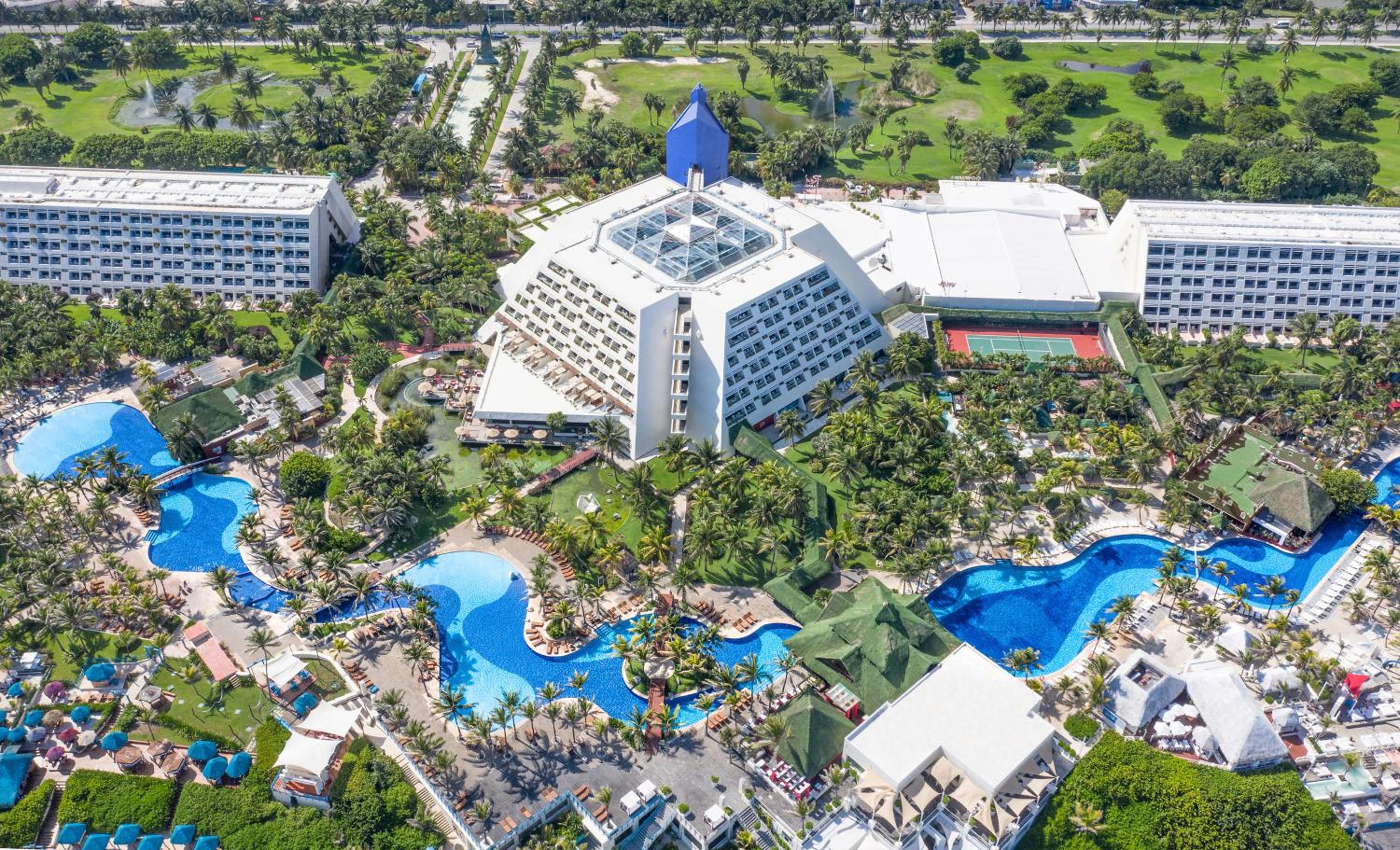 The Pyramid Cancun by Oasis - All Inclusive
