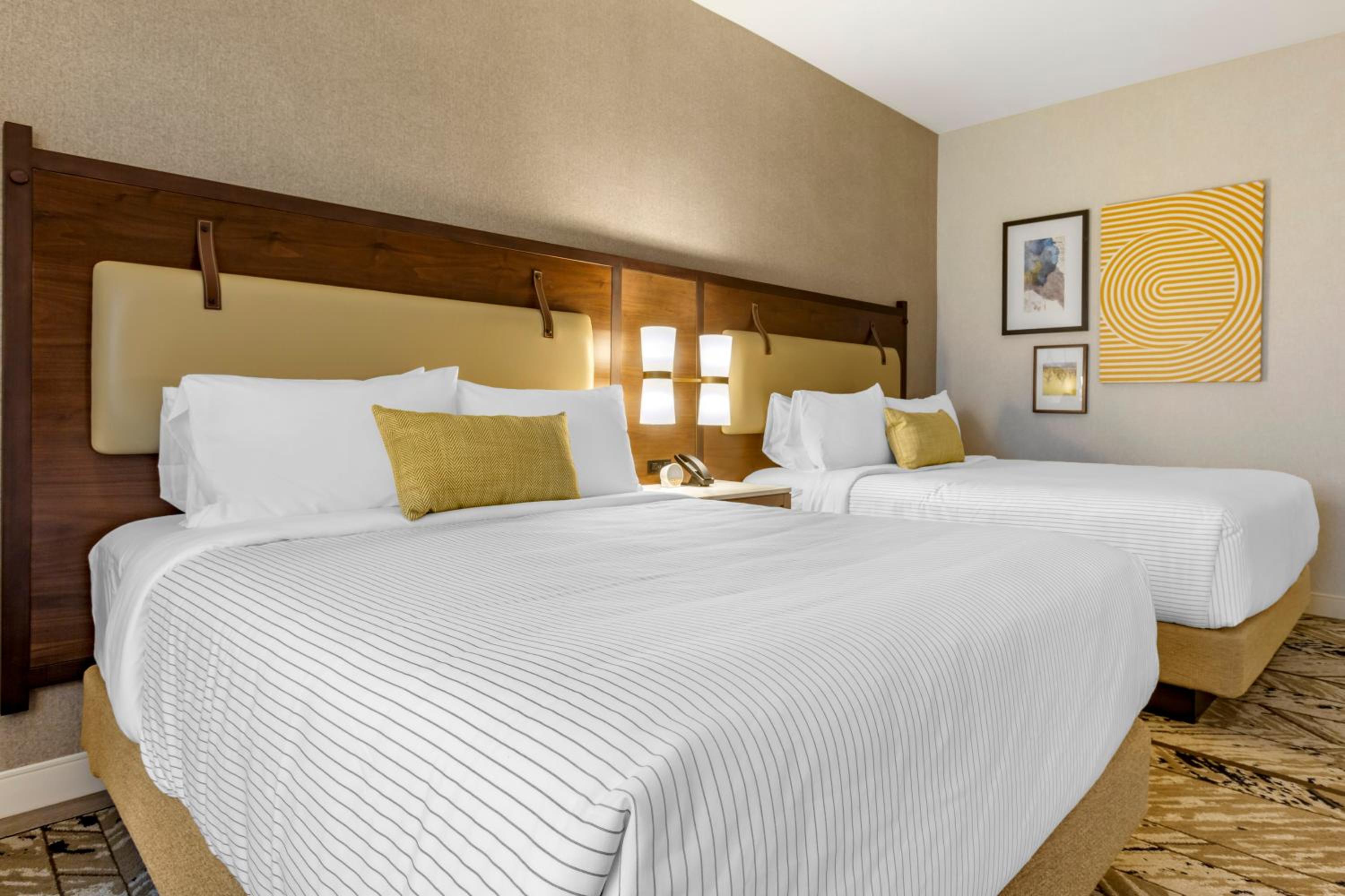 Rohnert Park Vacations - Hotel Centro Sonoma Wine Country, Tapestry Collection Hilton - Property Image 3