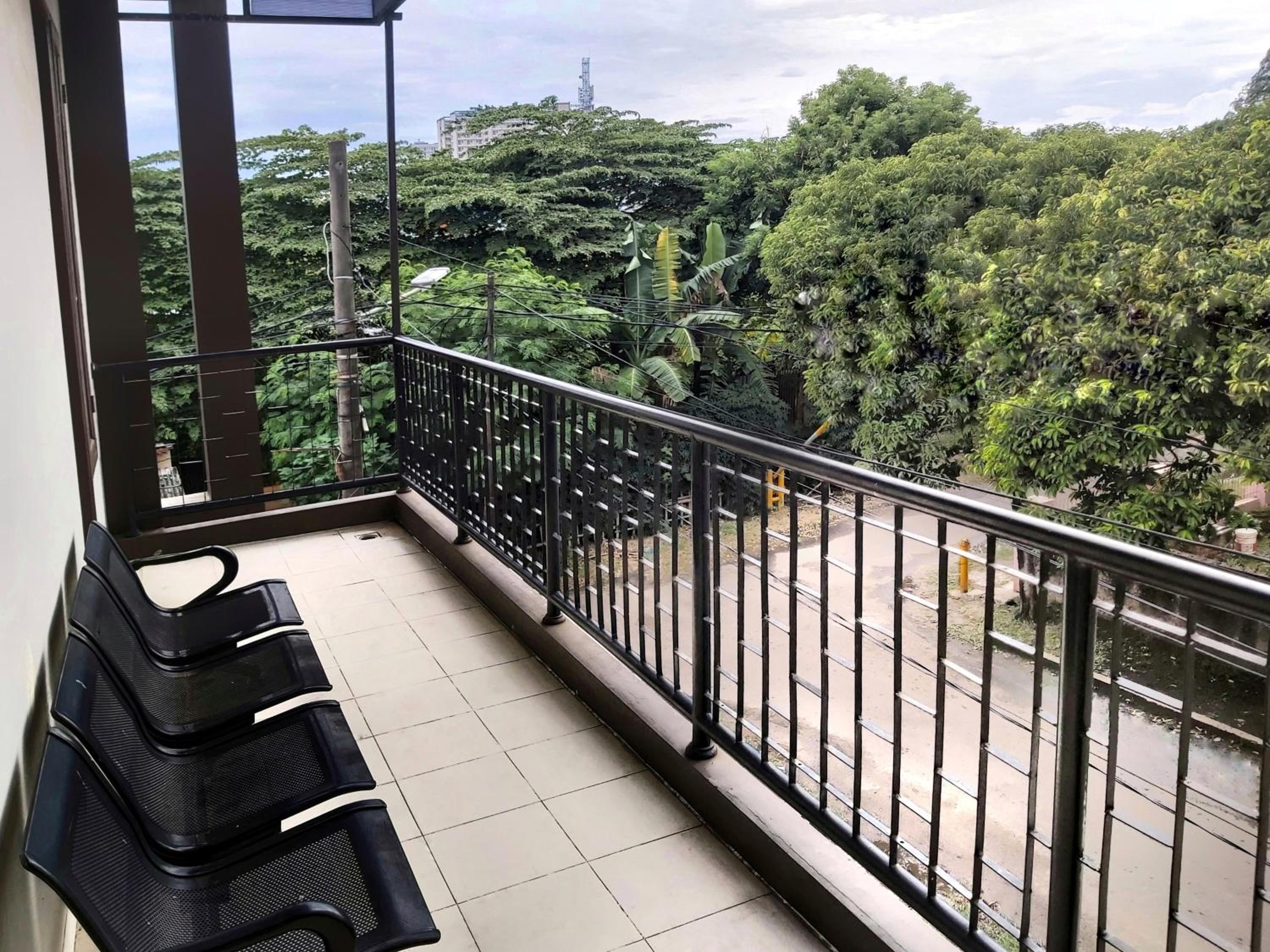 TAMA Guesthouse 16 People for Family or Group view 3