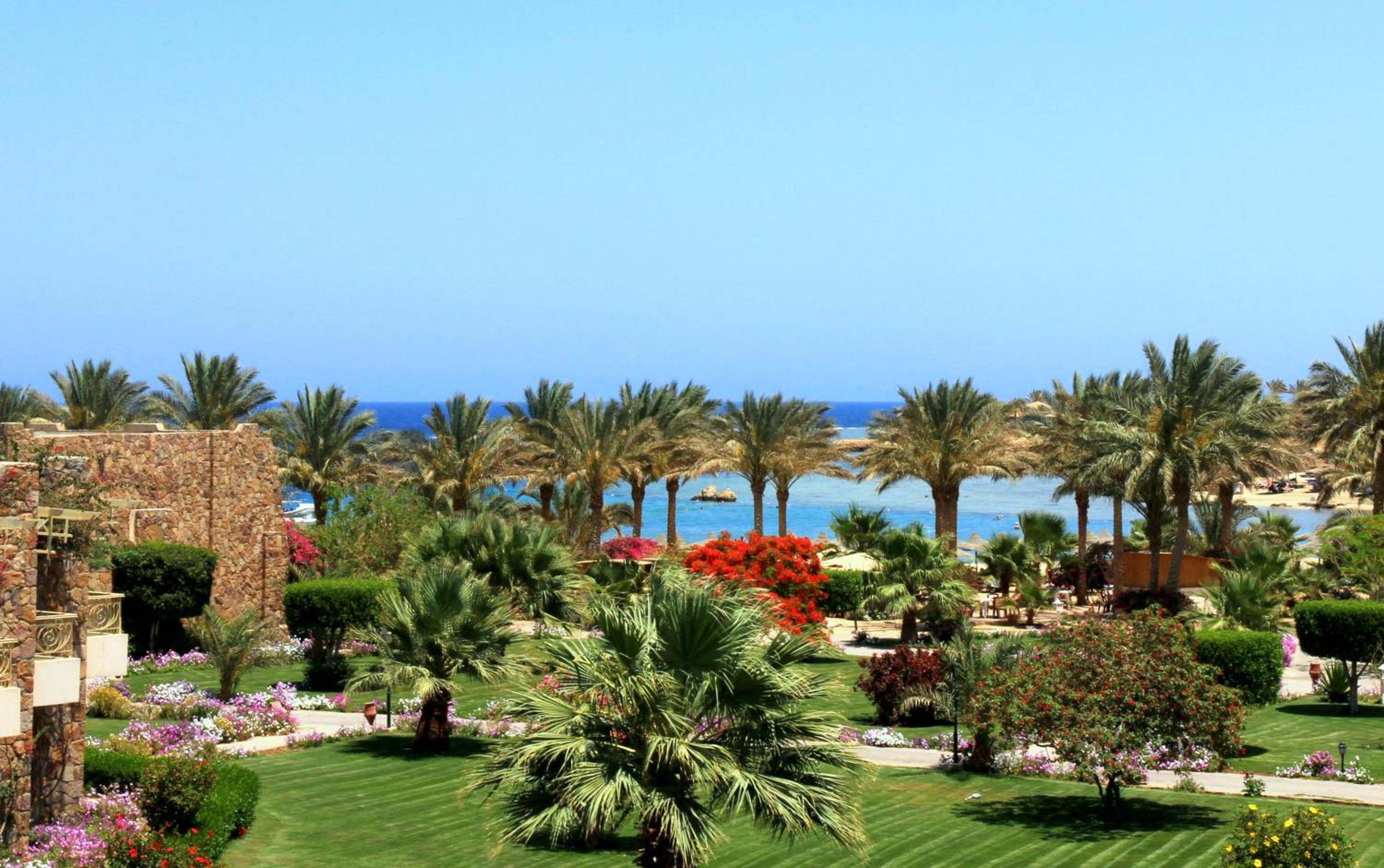 Brayka Bay Reef Resort