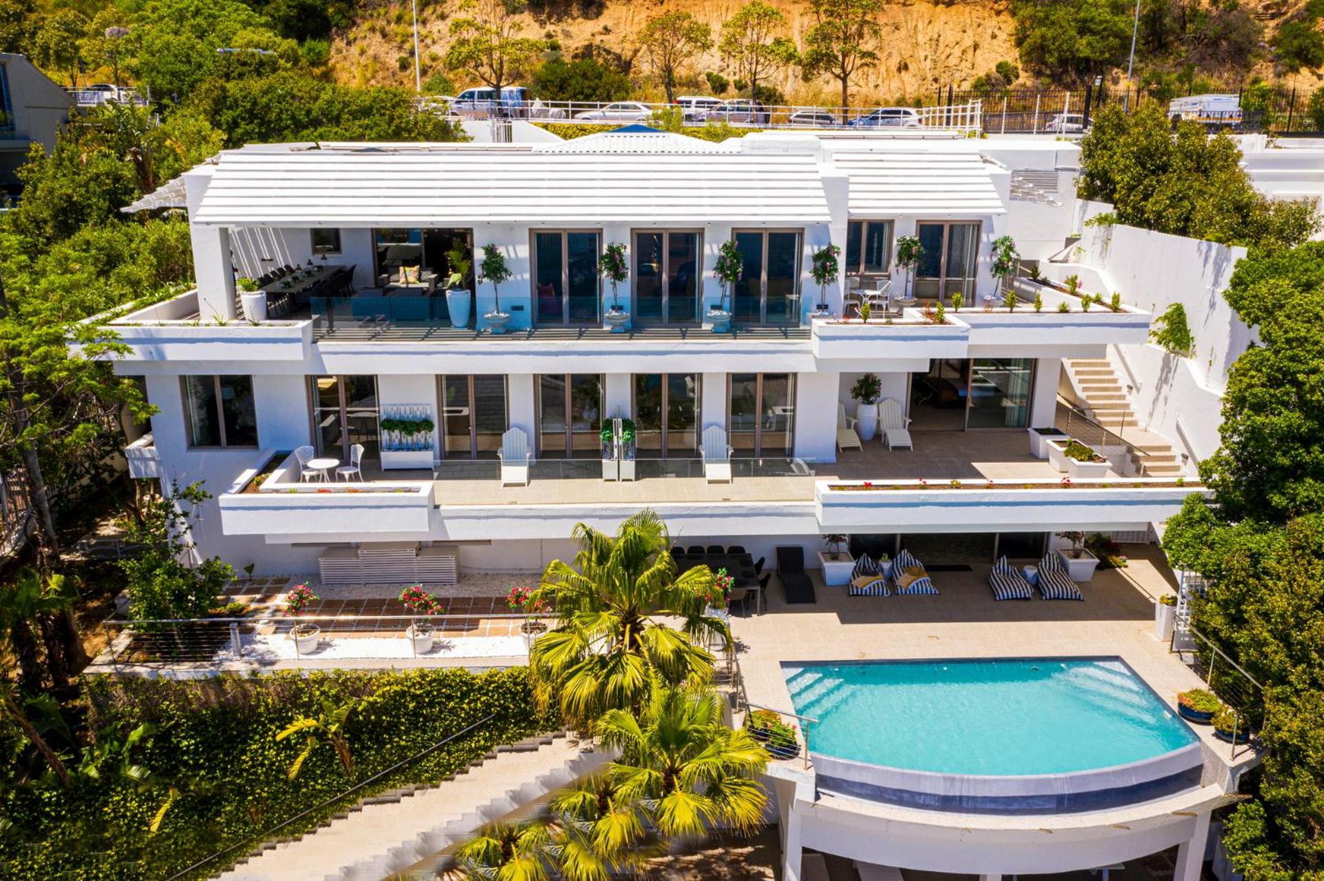 Hotel Clifton Yolo Spaces - Clifton Mansion Villa