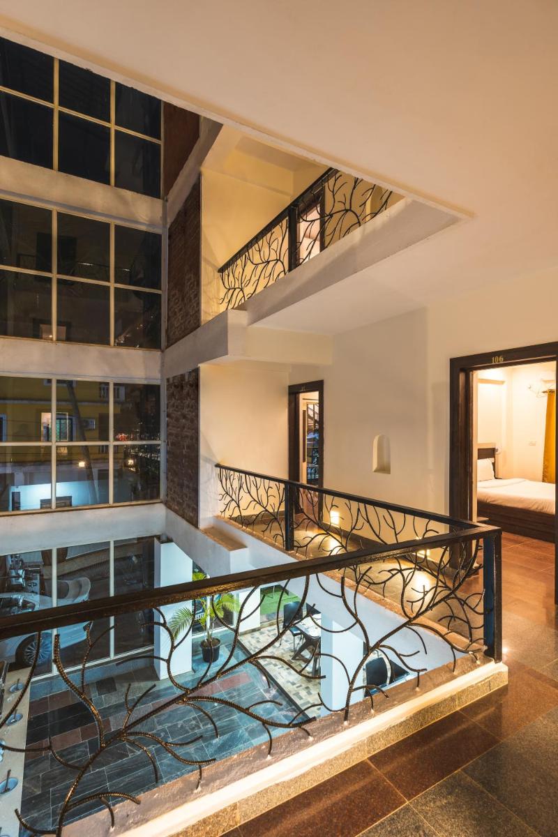 balcony