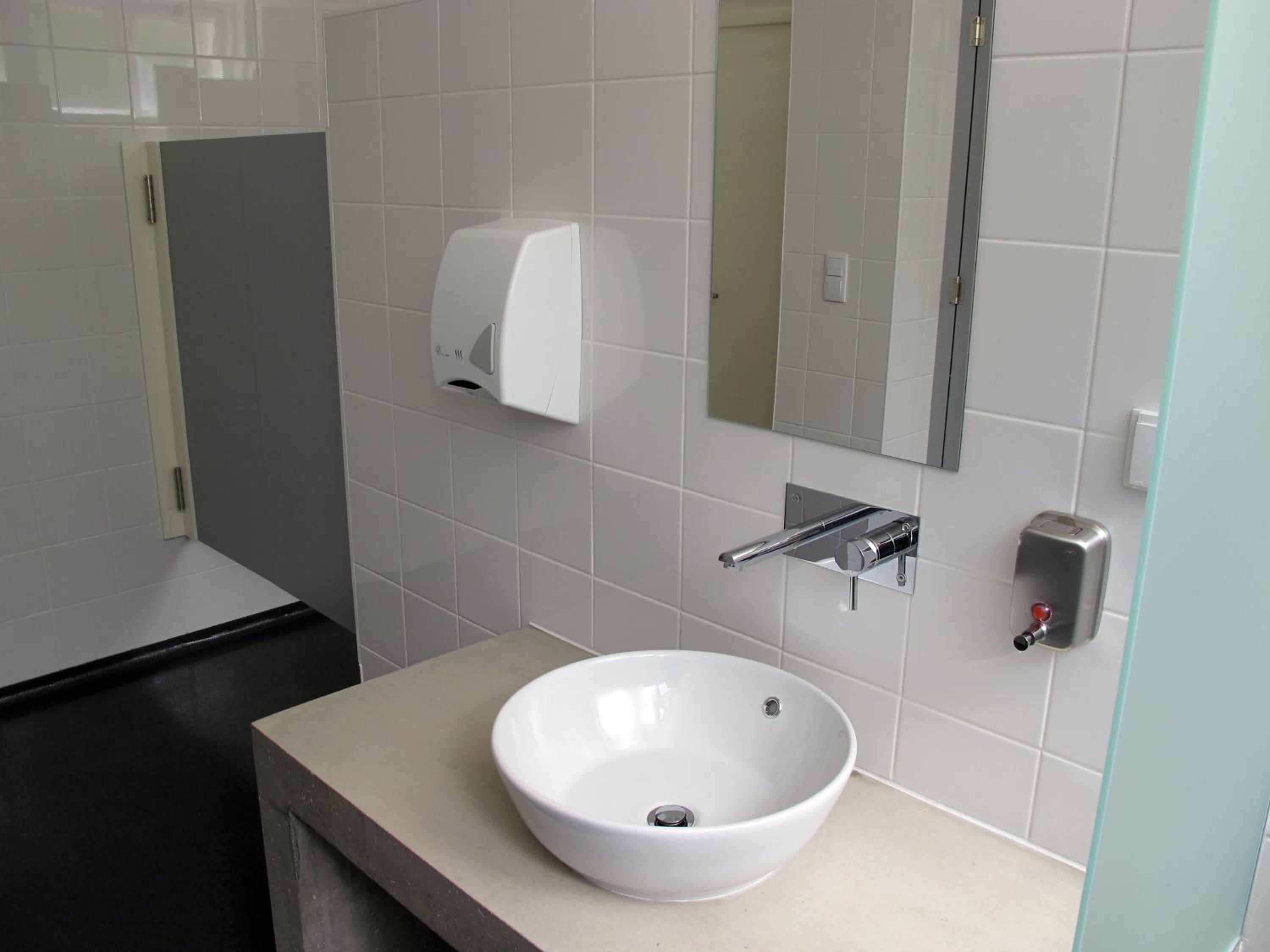 Azores Youth Hostels - Sao Miguel
