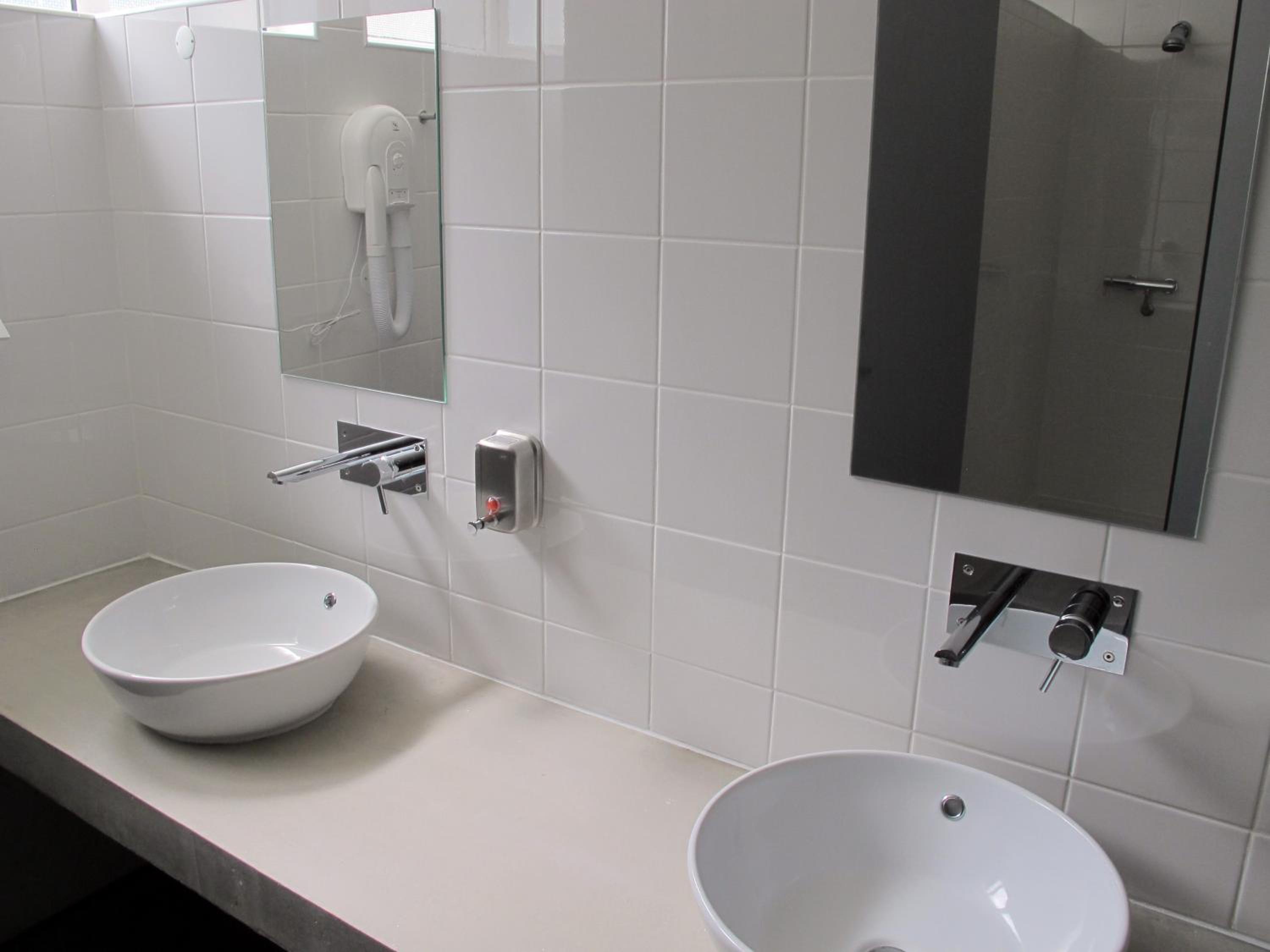 Azores Youth Hostels - Sao Miguel