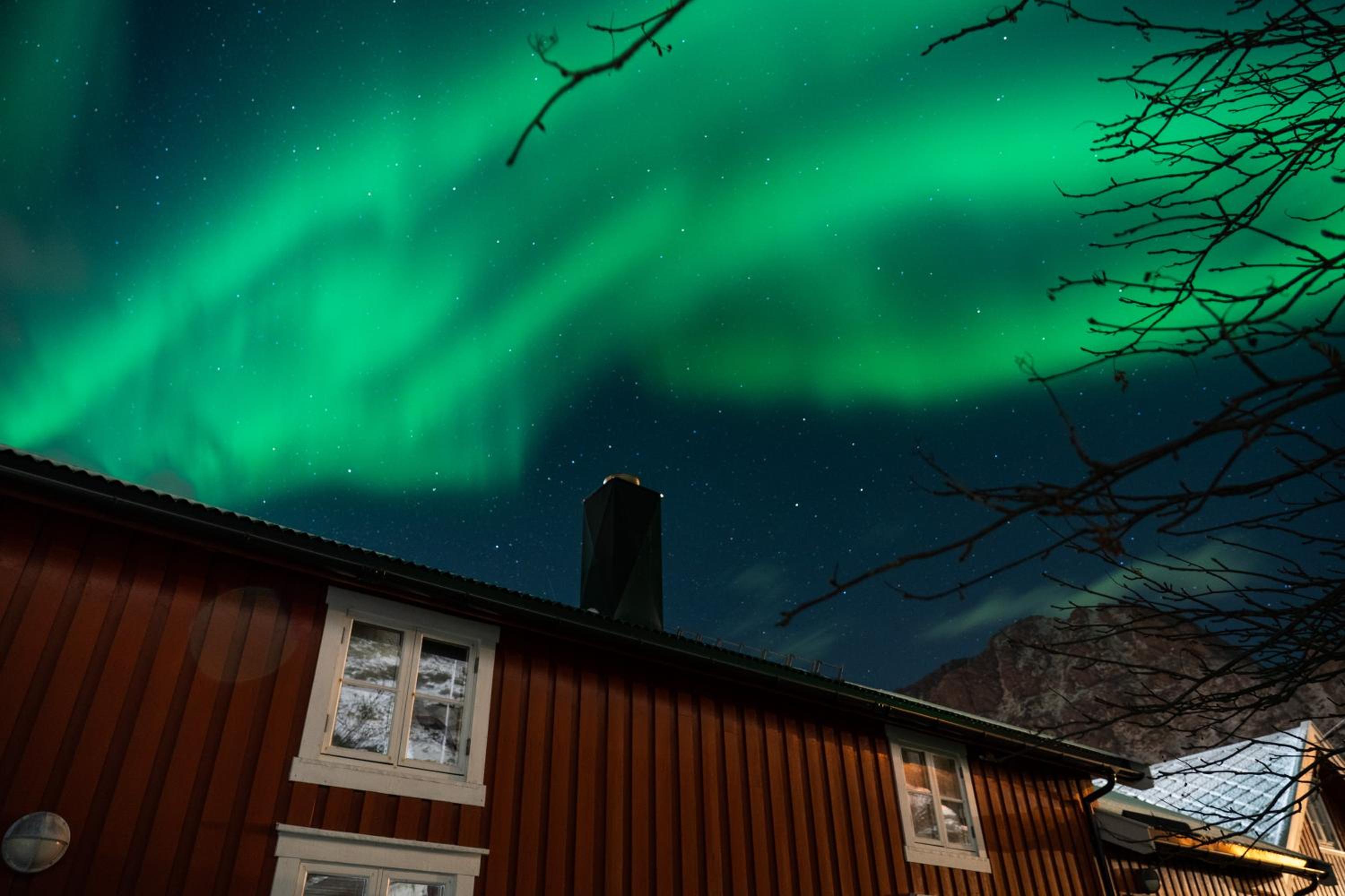 Lofoten Cabins - Sund view 2