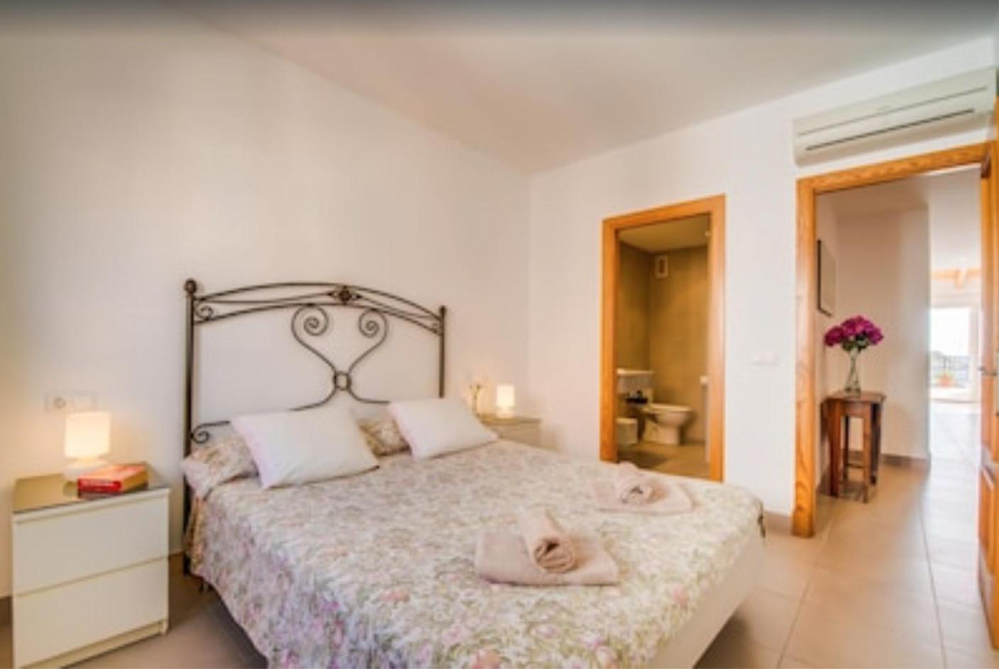 Es Port penthouse