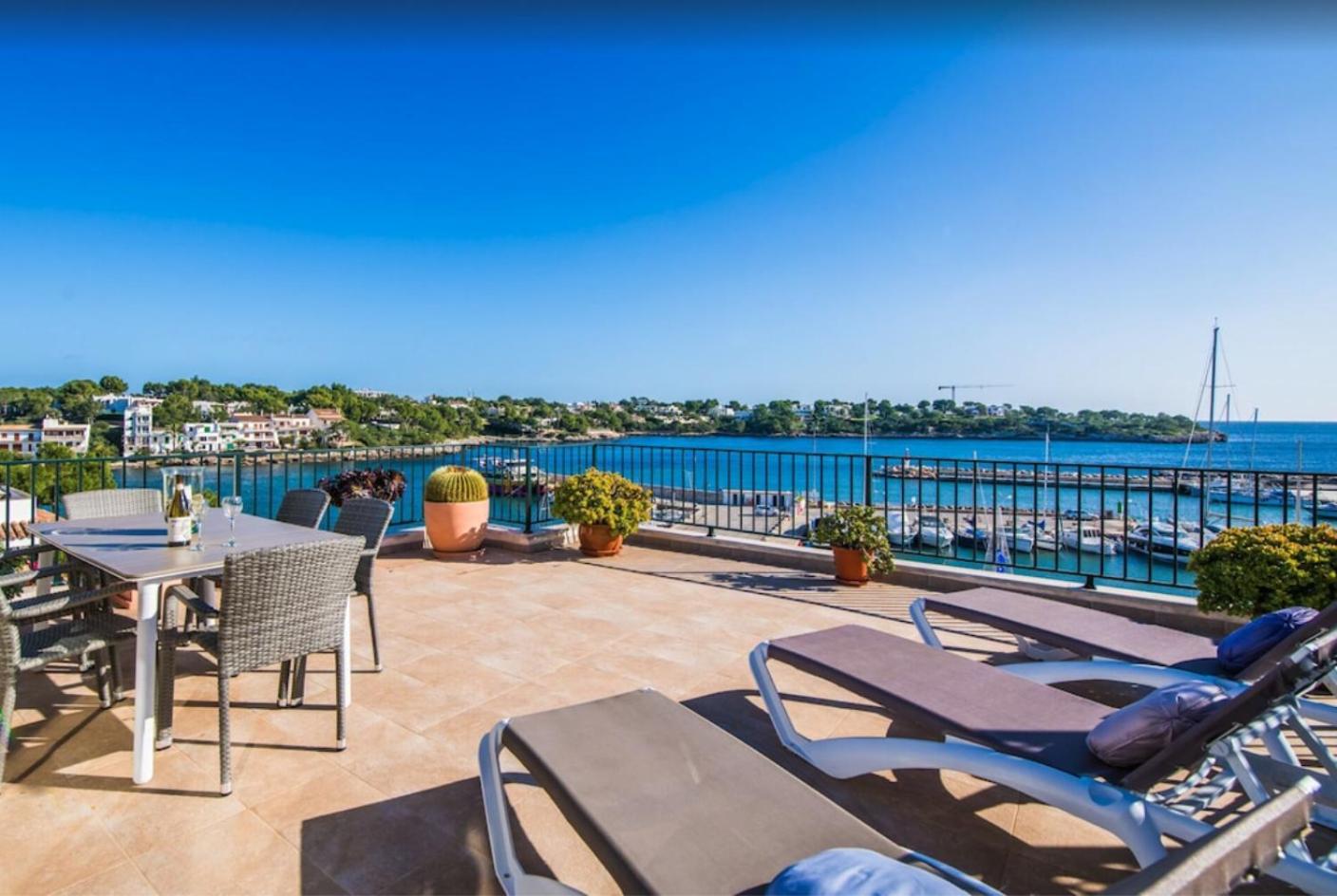 Es Port penthouse