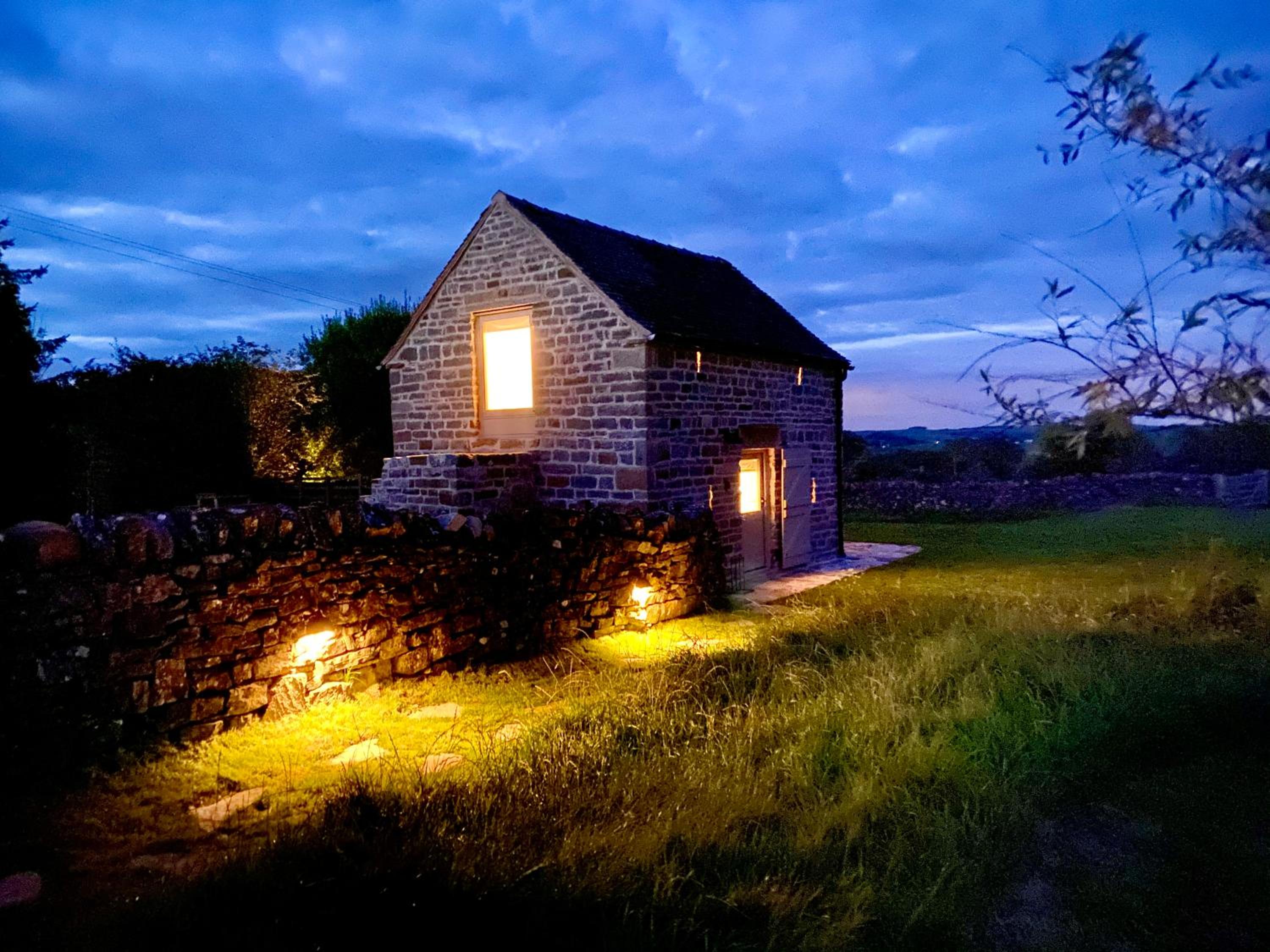 Little Barn Peak District view 5