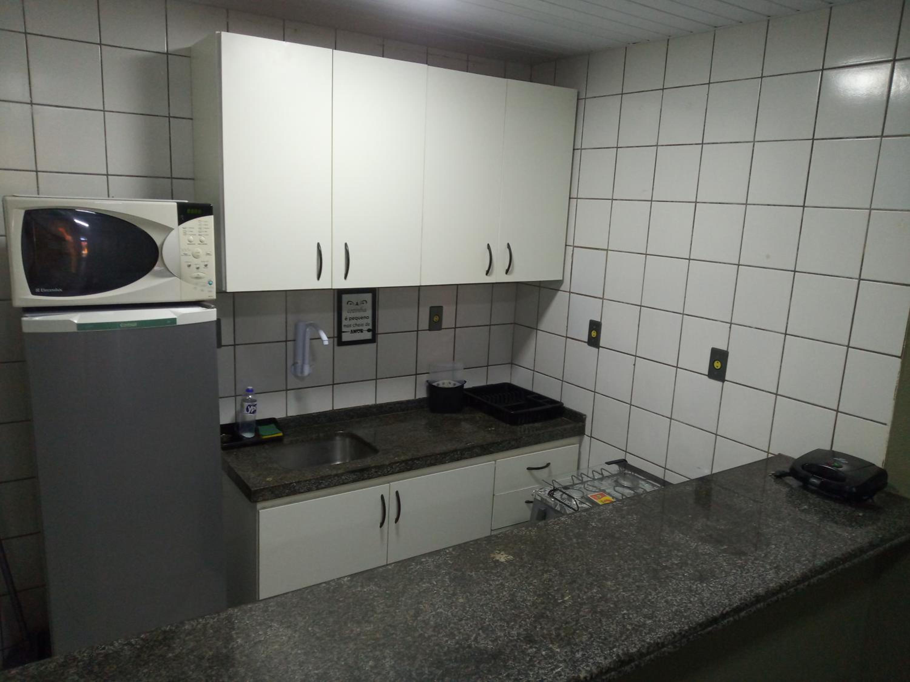 Ap 2 qts - Fortaleza - Praia do Futuro - Piscinas - WiFi - Ar-cond - Garagem