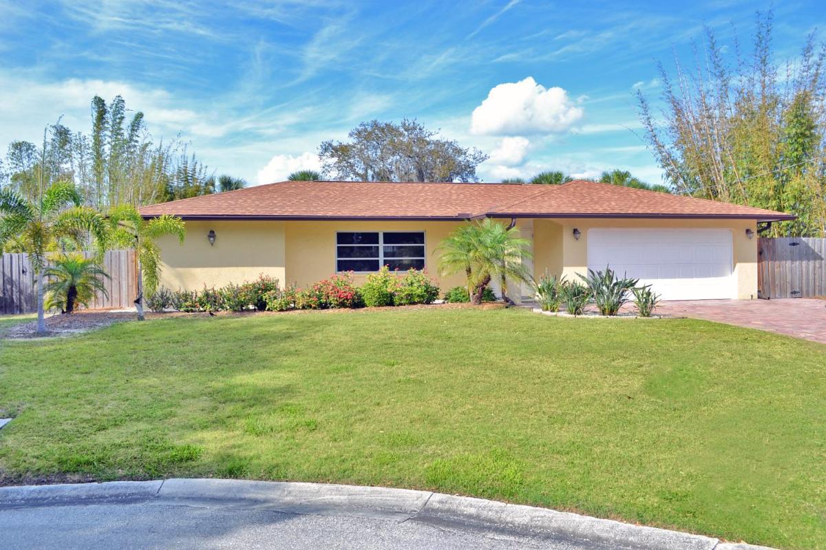 Hotel Sarasota - Alvarado 2107 - Image 1