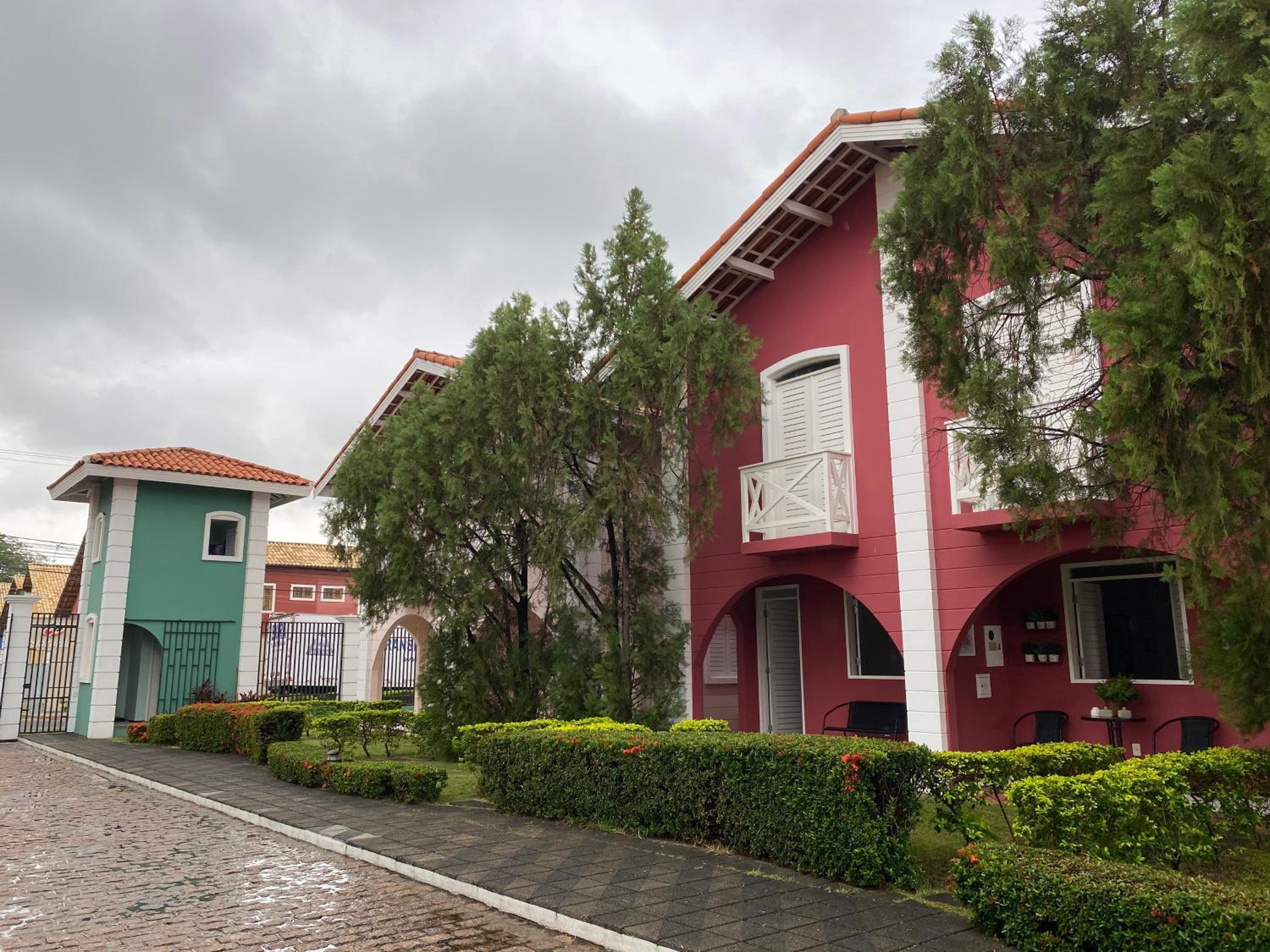 Casa em Condomínio 2 suítes casa 03