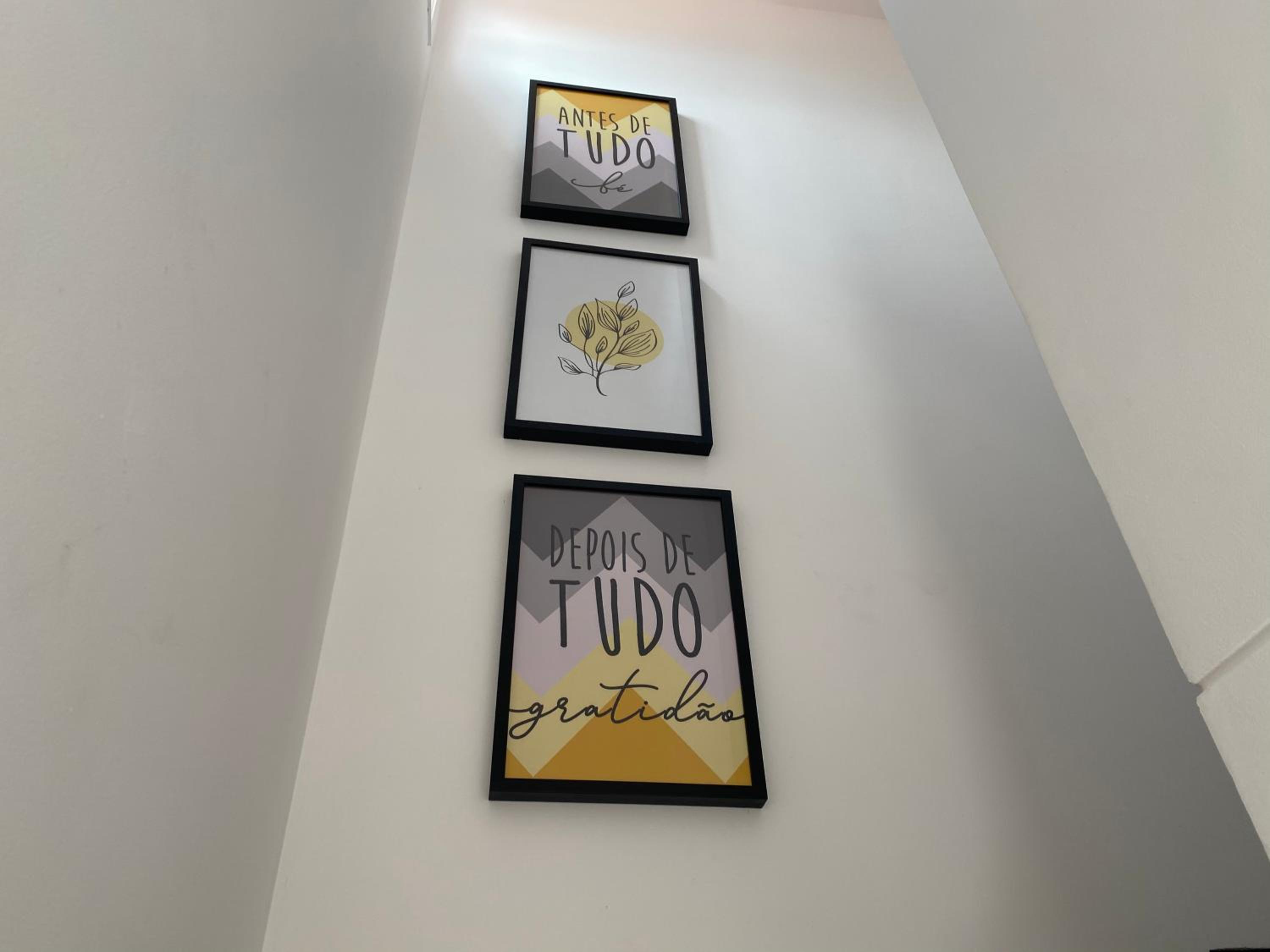 Casa em Condomínio 2 suítes casa 03
