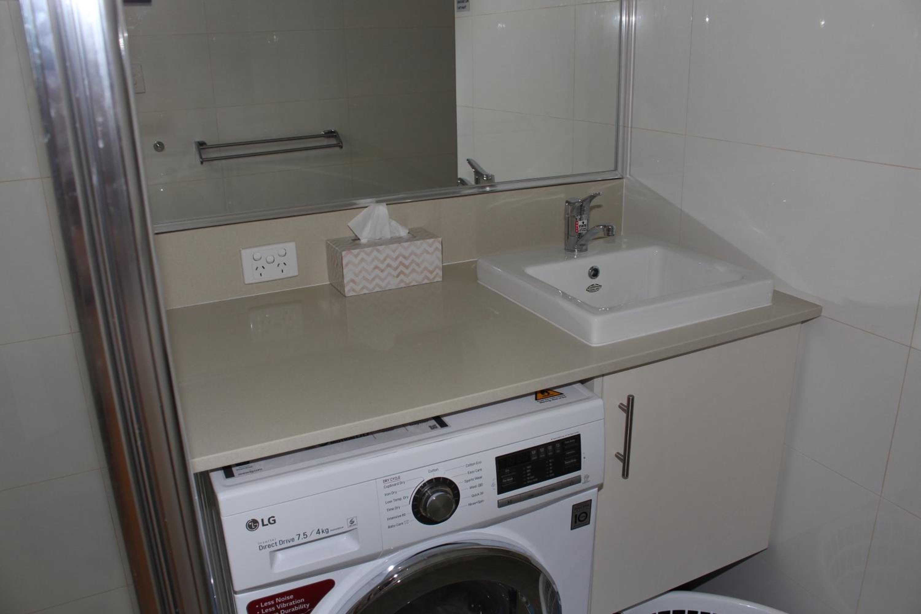 Parkline Apartments Perth photo 3