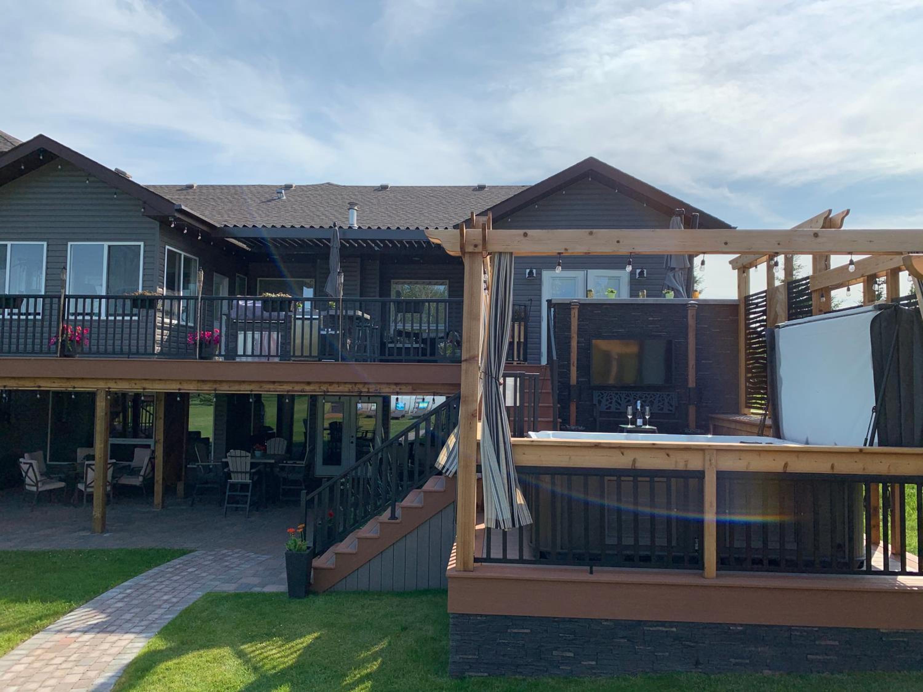 Dragonfly Inn Loft Suite