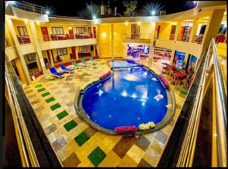 Varca Vacations - The Center Court Resort  Spa - Property Image 4