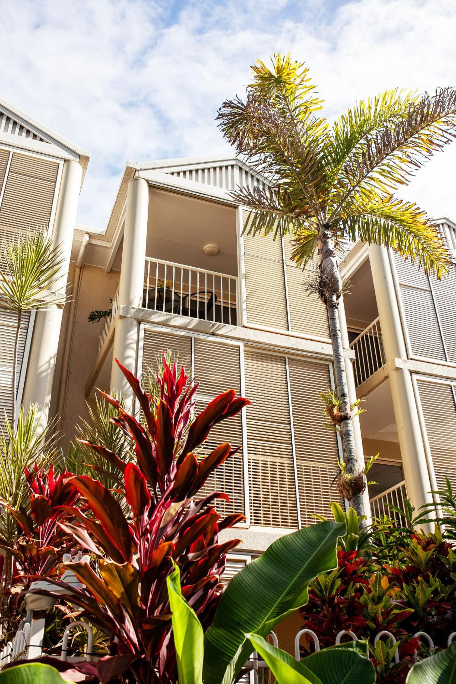MUSE-Luxe Apartment in Port Douglas