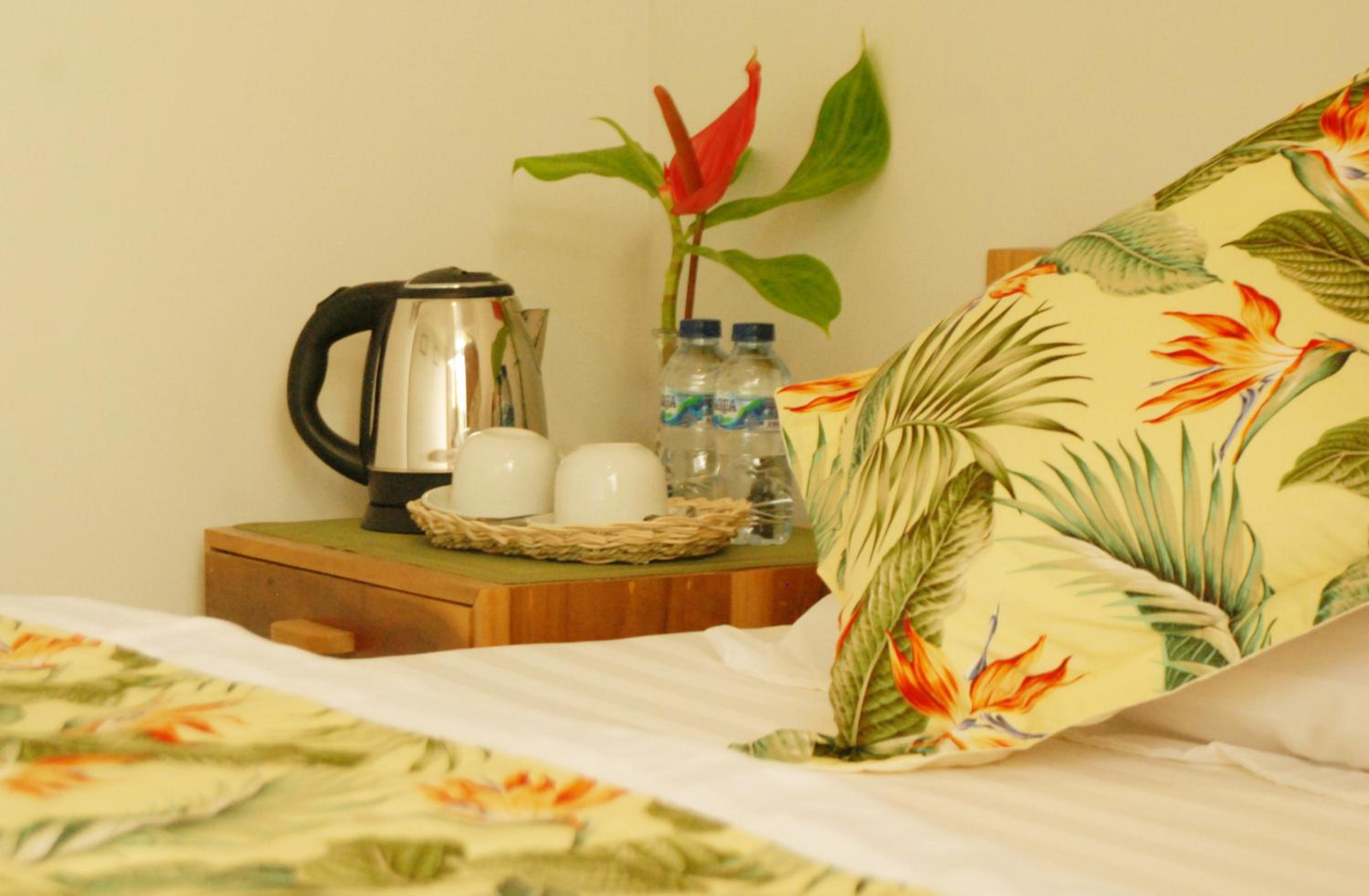 Munduk Clove view 2