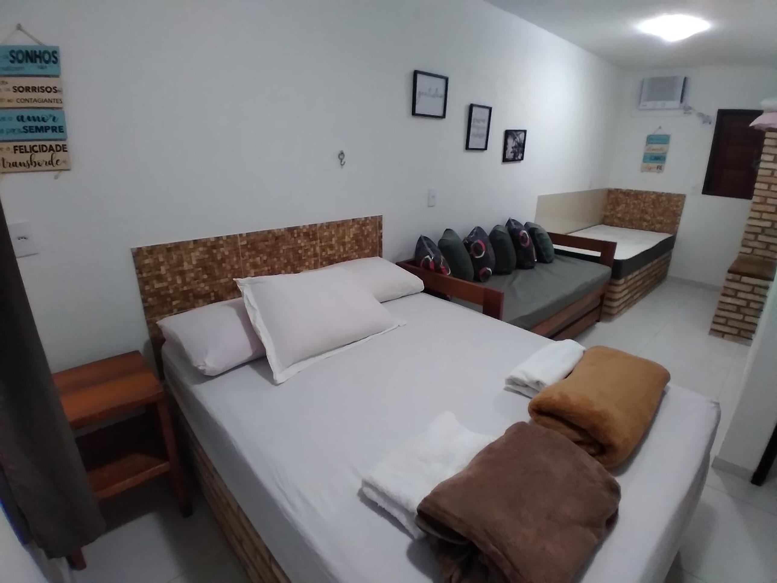 Flats-Pousada Três Milagres-Apartamentos completos em São Miguel dos Milagres-Centro-Primeiro conjunto antes da praia, 200m somente- com café opcional, bic