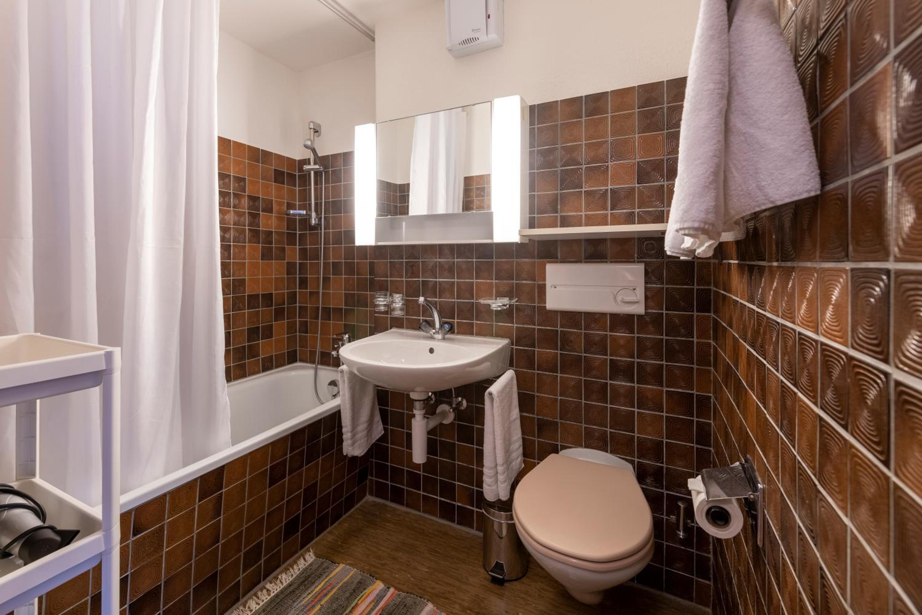 Zuhause in den Alpen Ihre Ferienwohnung mit Hallenbad und Sauna