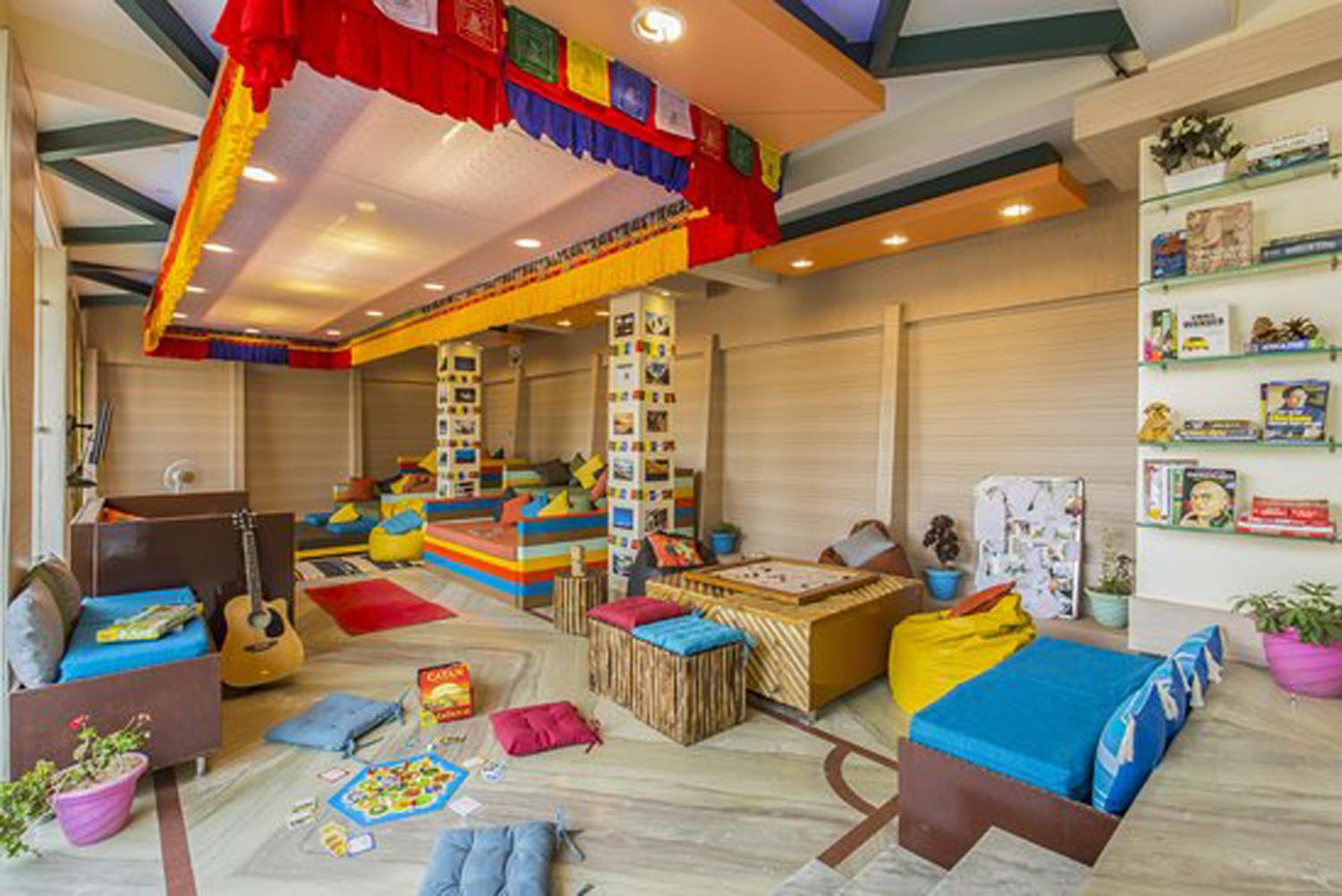lounge