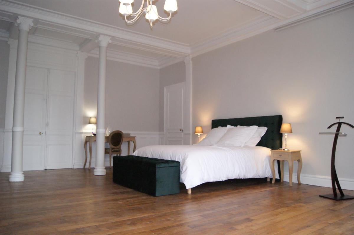 Gite la chaumière Le chateau de la Brosse