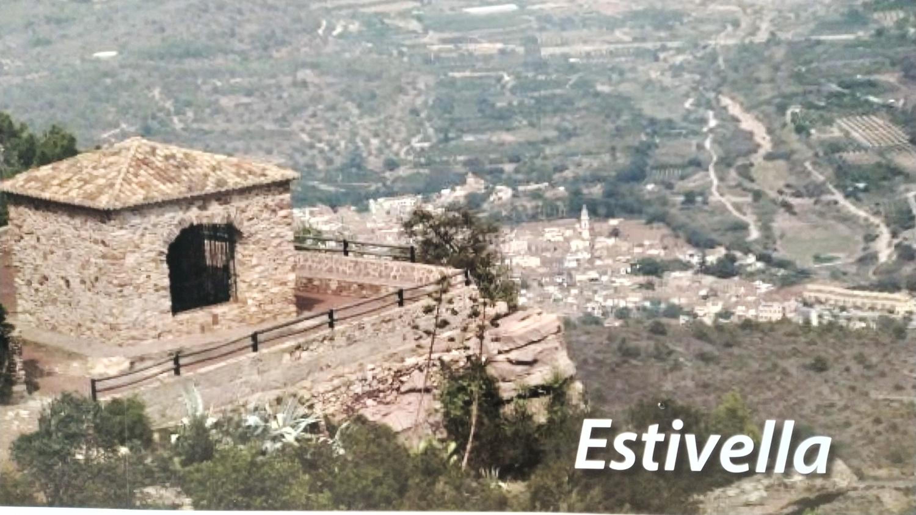 Charming house in Estivella near nature