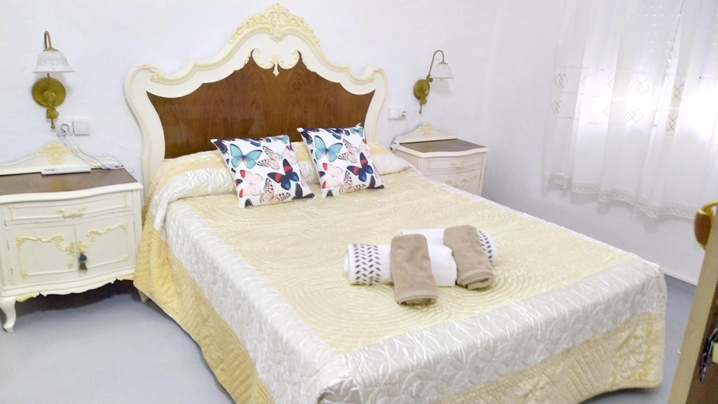Charming house in Estivella near nature