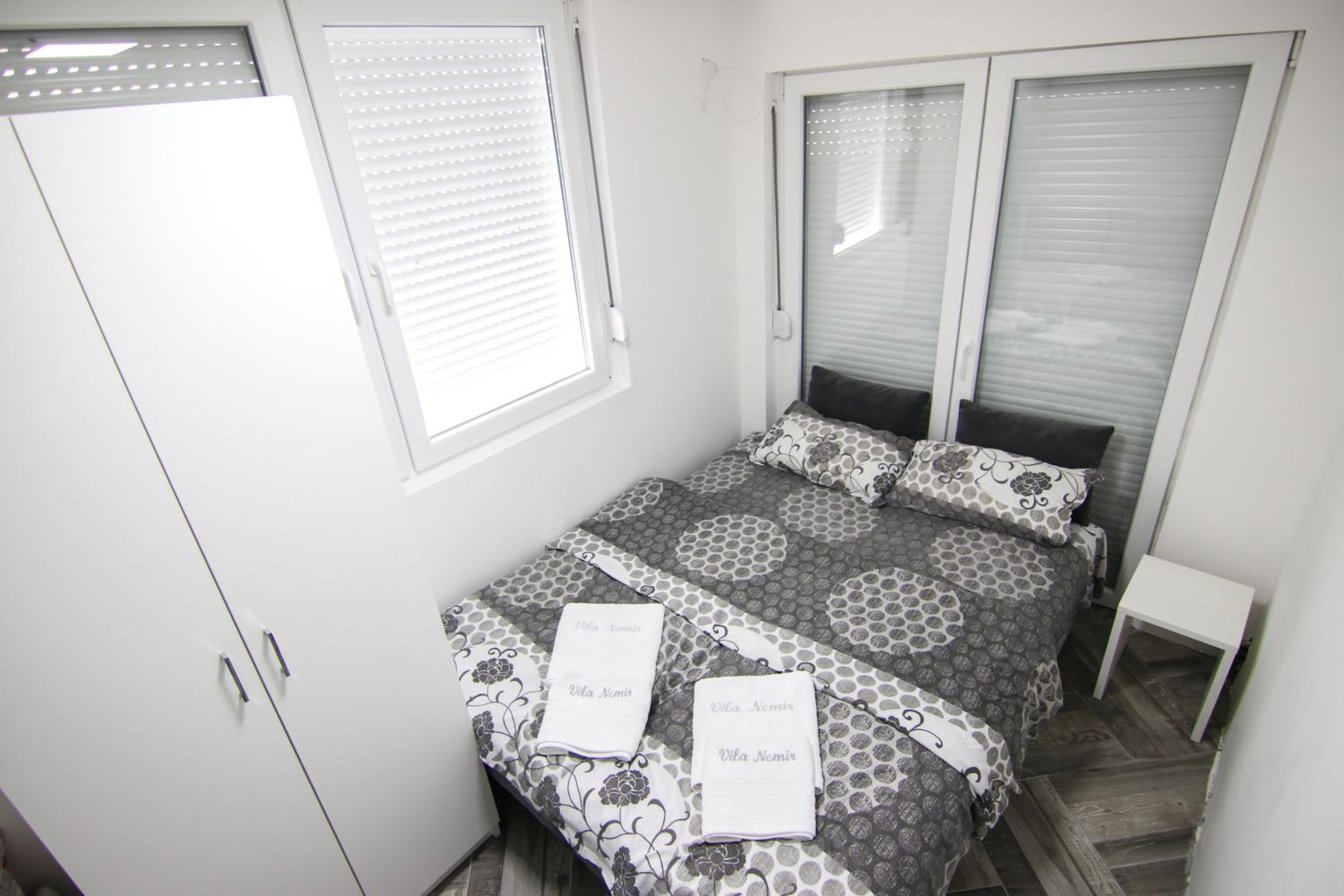 Photo 48