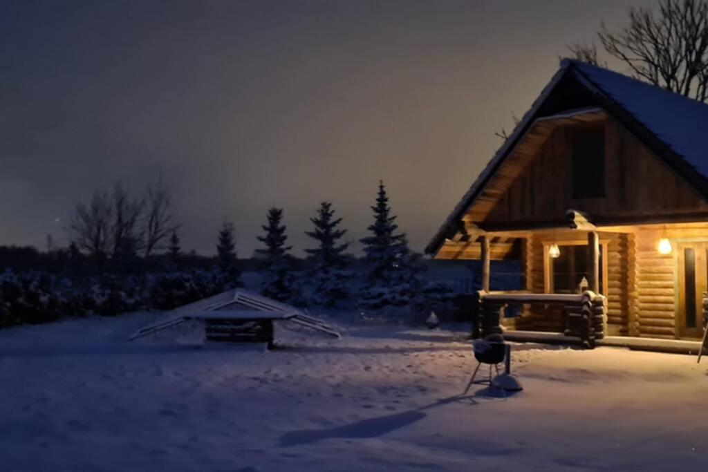 Romantic stay at loghouse VäikeTeeMaja view 2