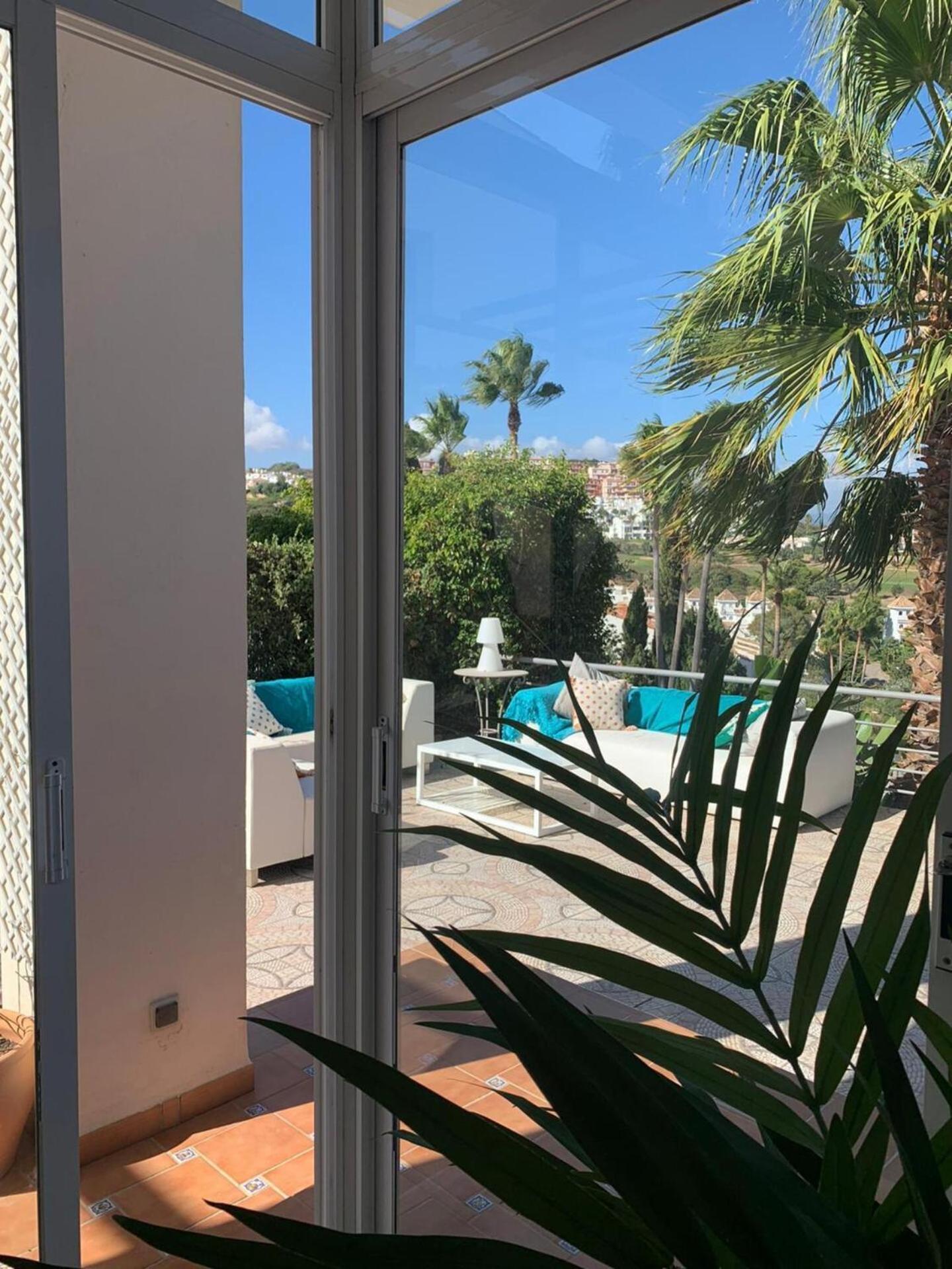 Pool- AirCon- Quiet&Peaceful- FamilyFriendly view 2