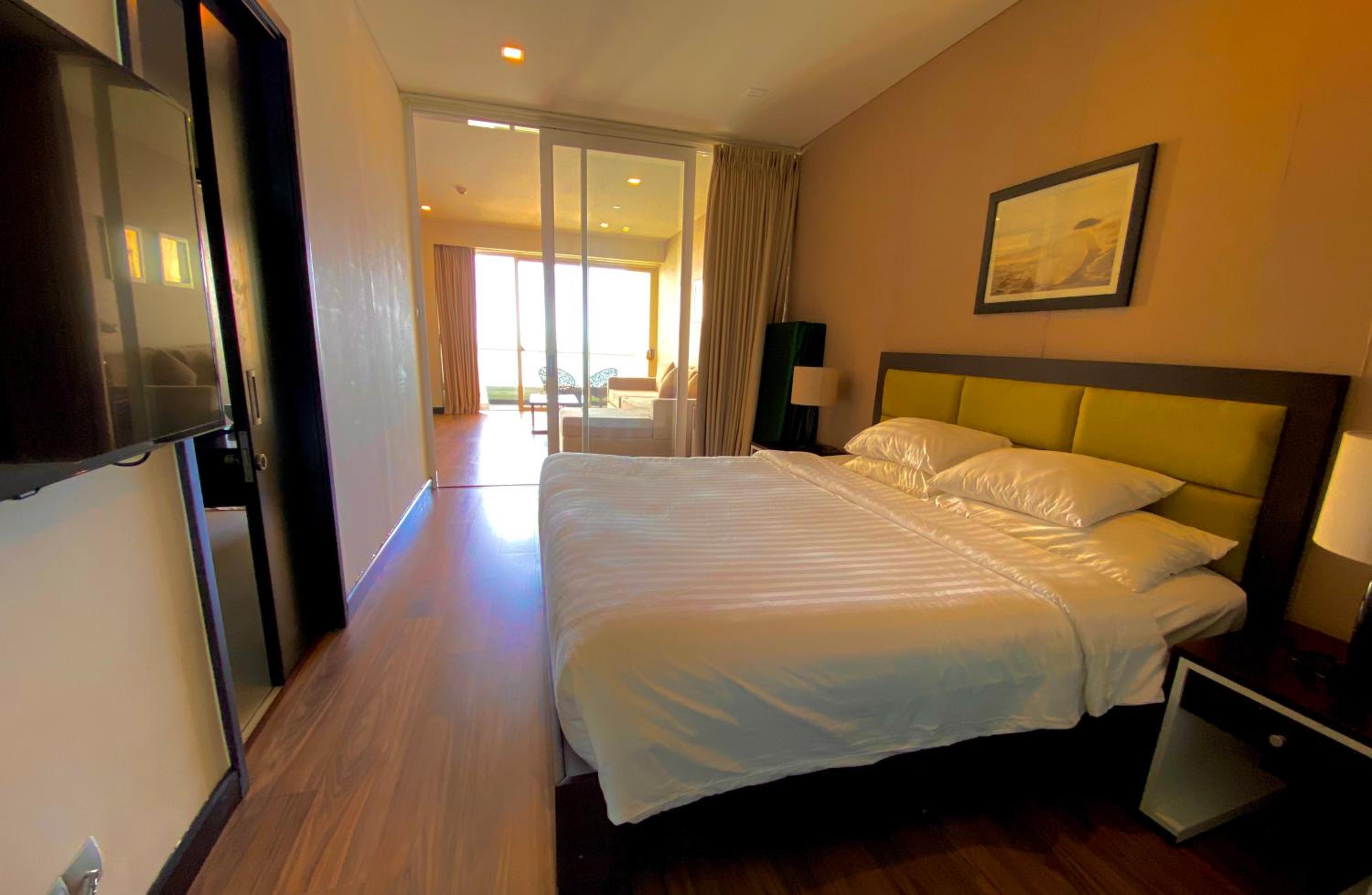 Luxury Sea View Apartment
