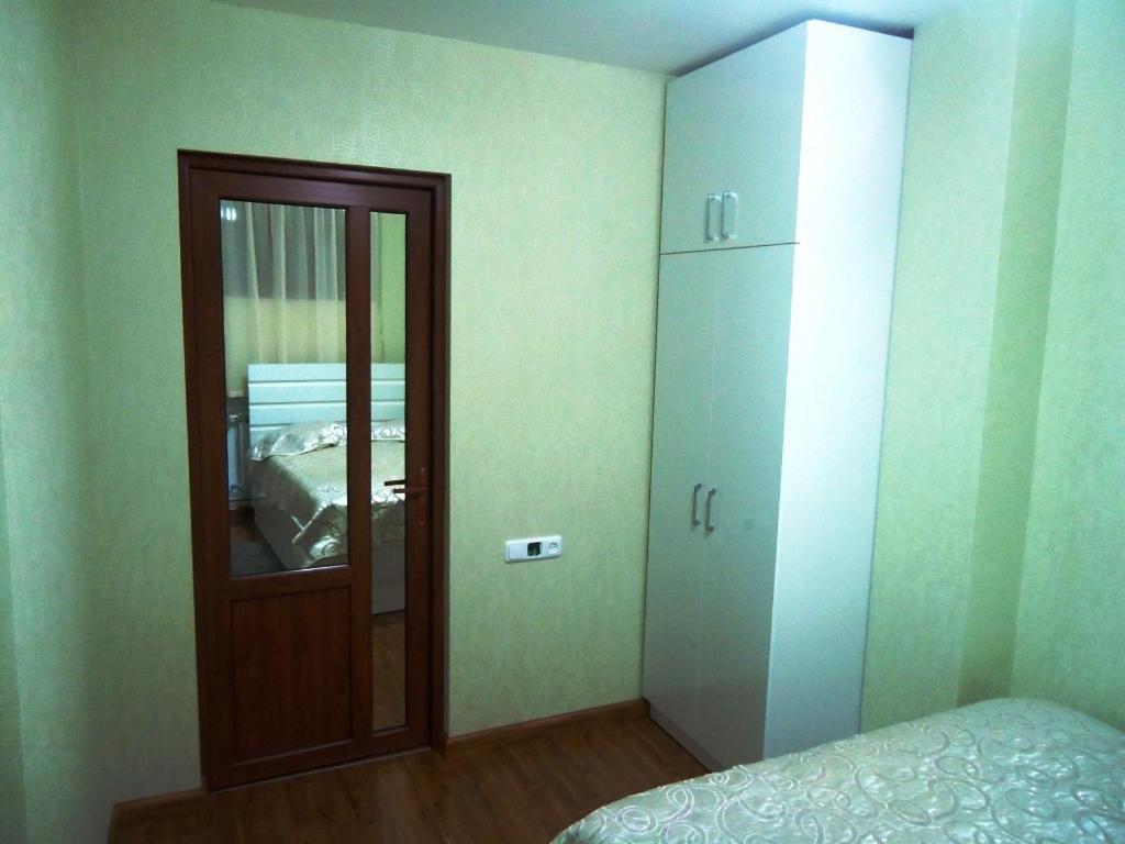 Apartment on Getapnya 74