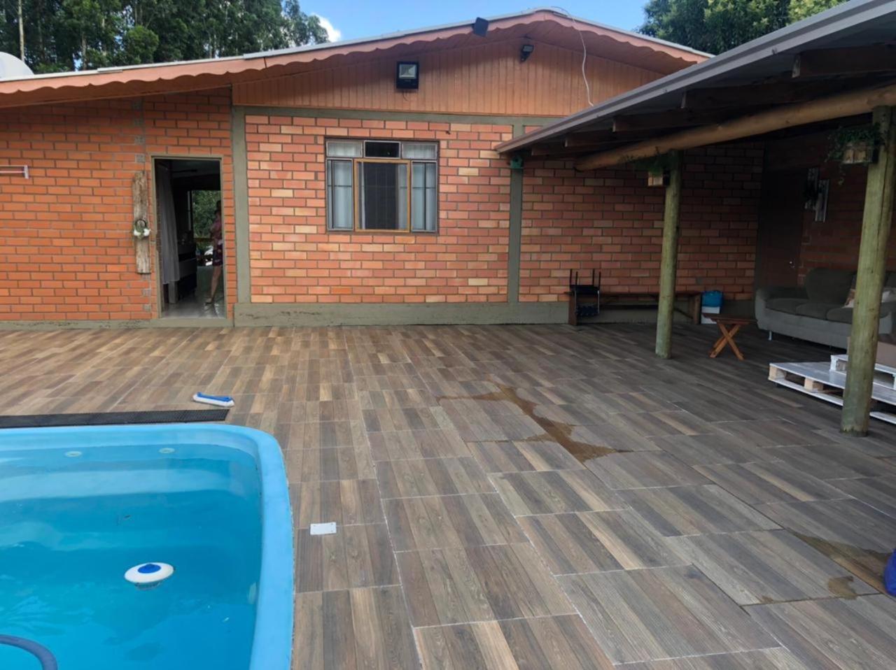 Sítio com Piscina e Vista a 12km de Treze Tílias