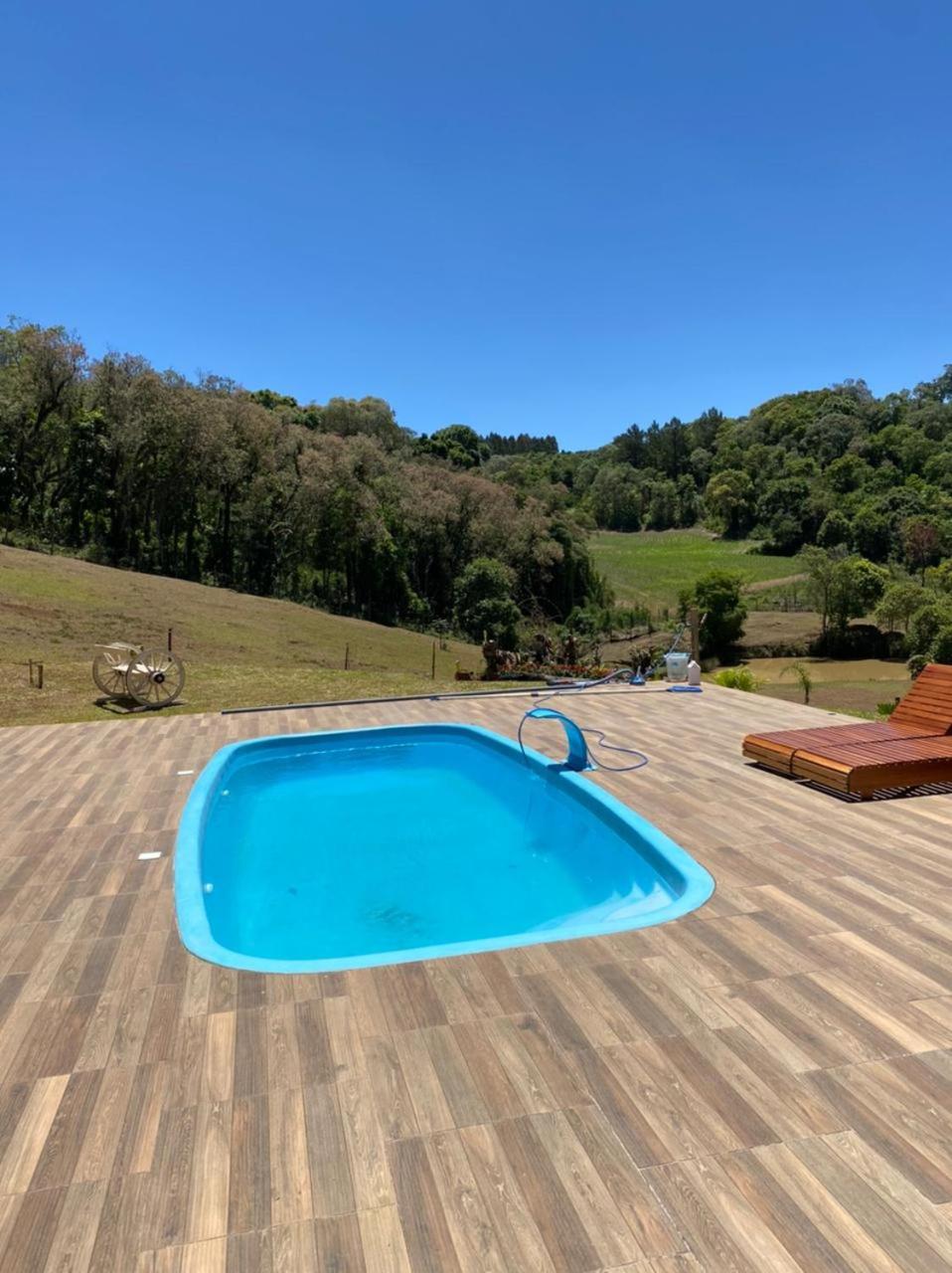 Sítio com Piscina e Vista a 12km de Treze Tílias