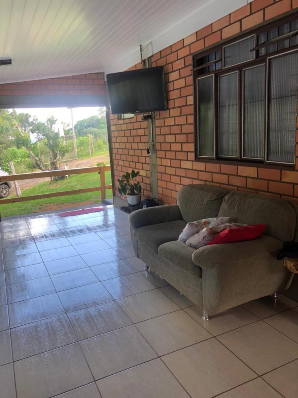 Sítio com Piscina e Vista a 12km de Treze Tílias