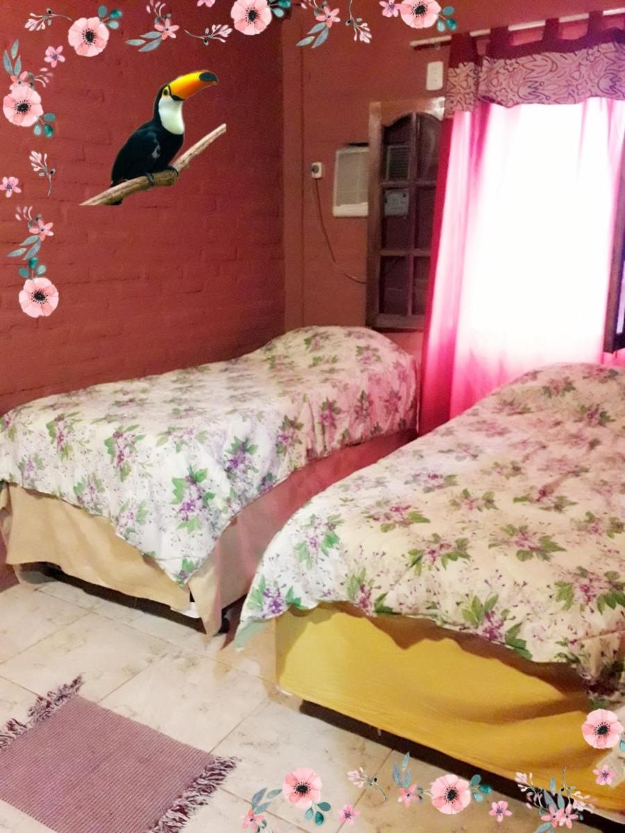 Residencial Azaleas Place Guest House