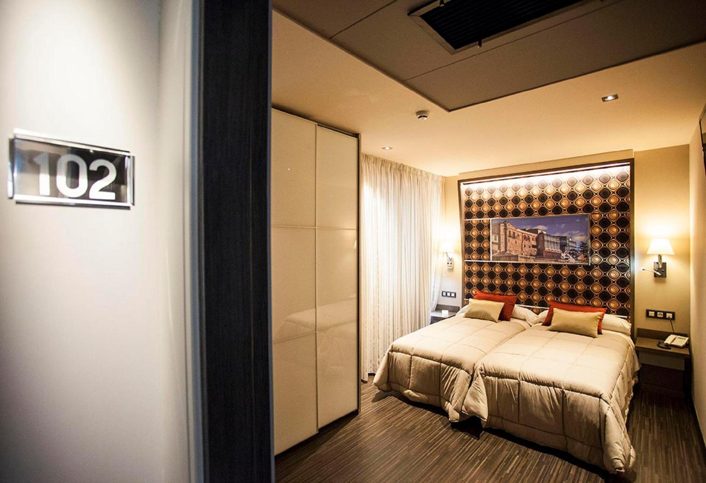 hotel room