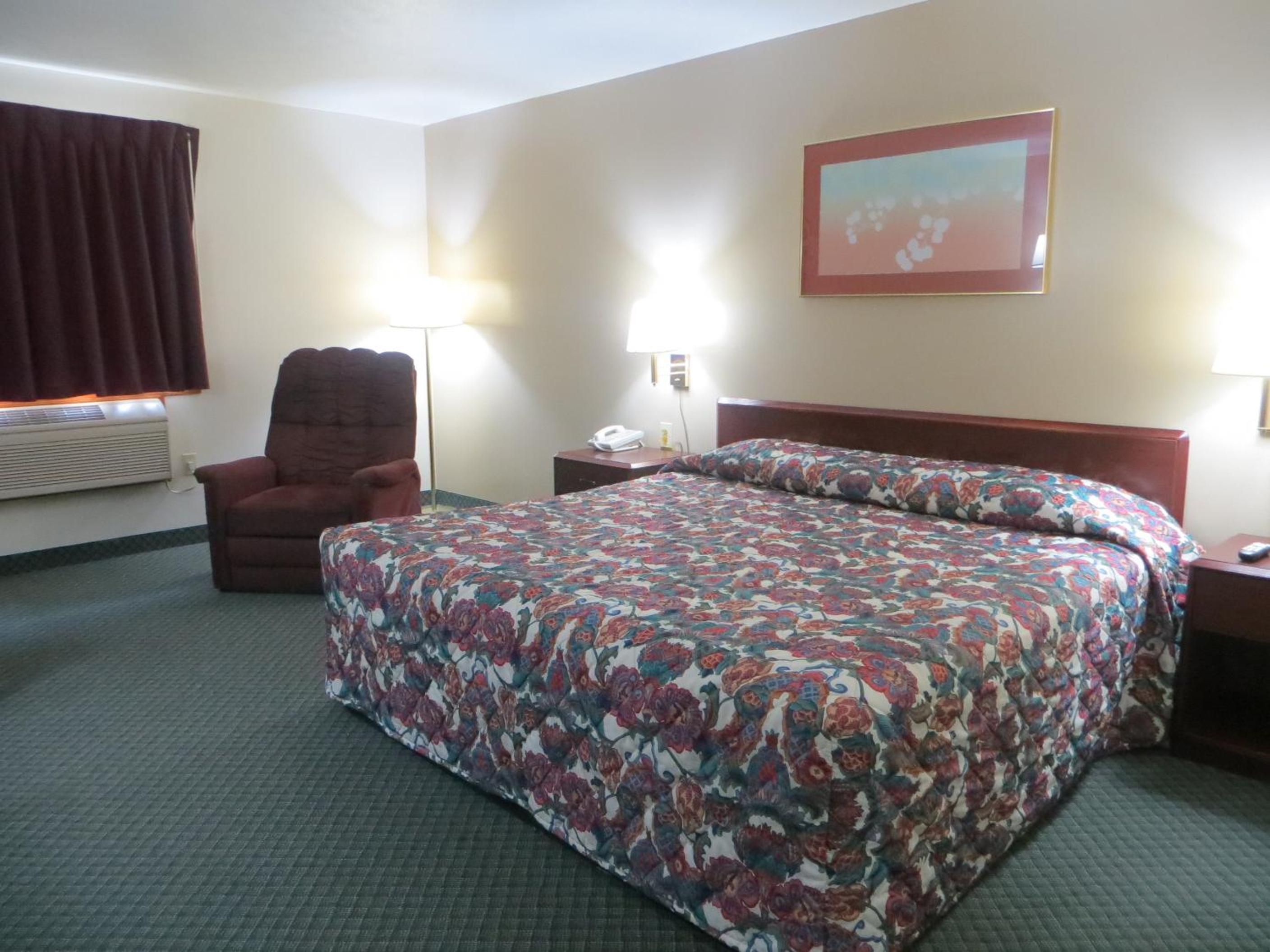 Cadillac Vacations - Cadillac Inn - Property Image 18
