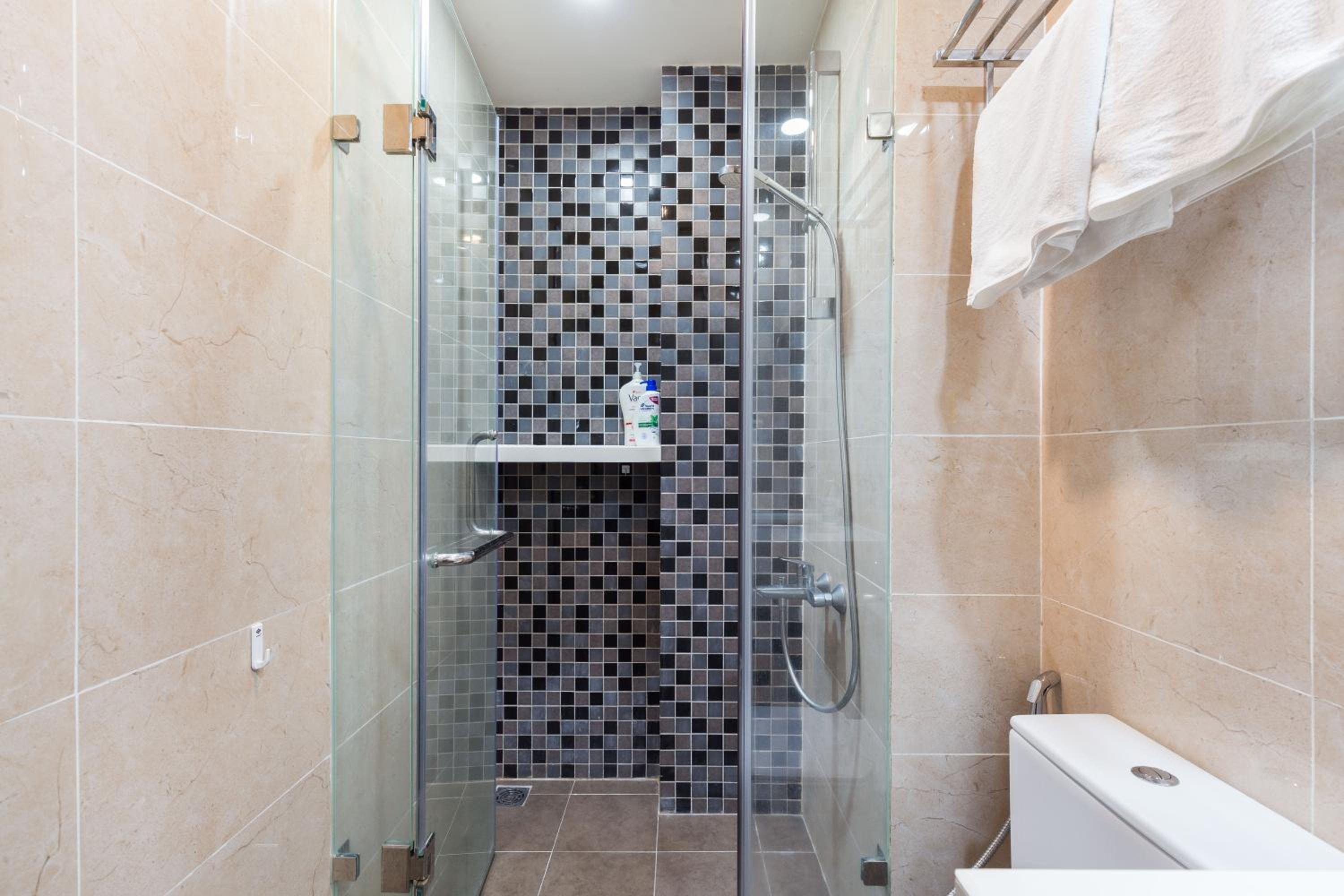Tresor studios #pool for 30 nights booking